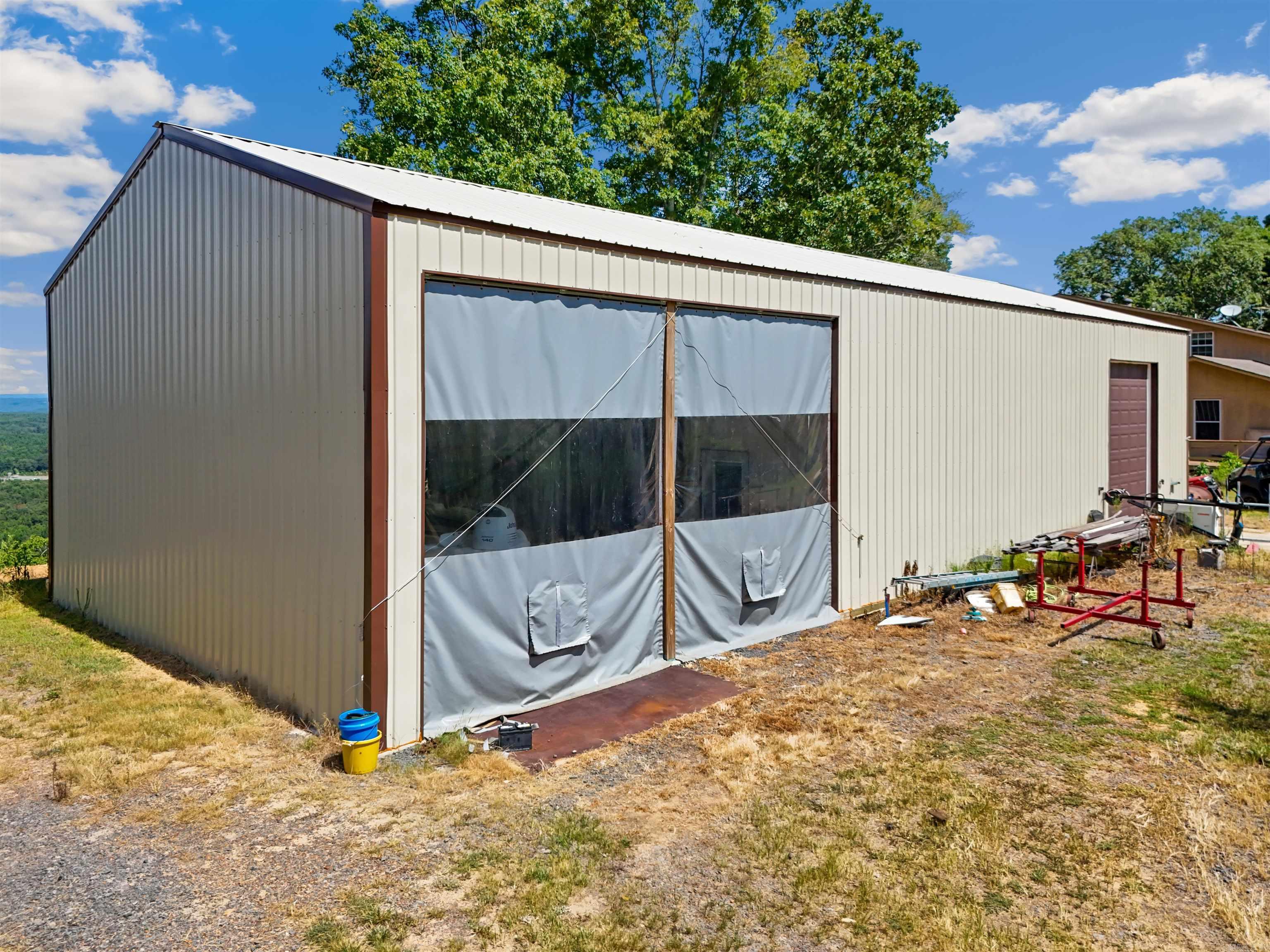 SOUTHWEST SHORES - Residential