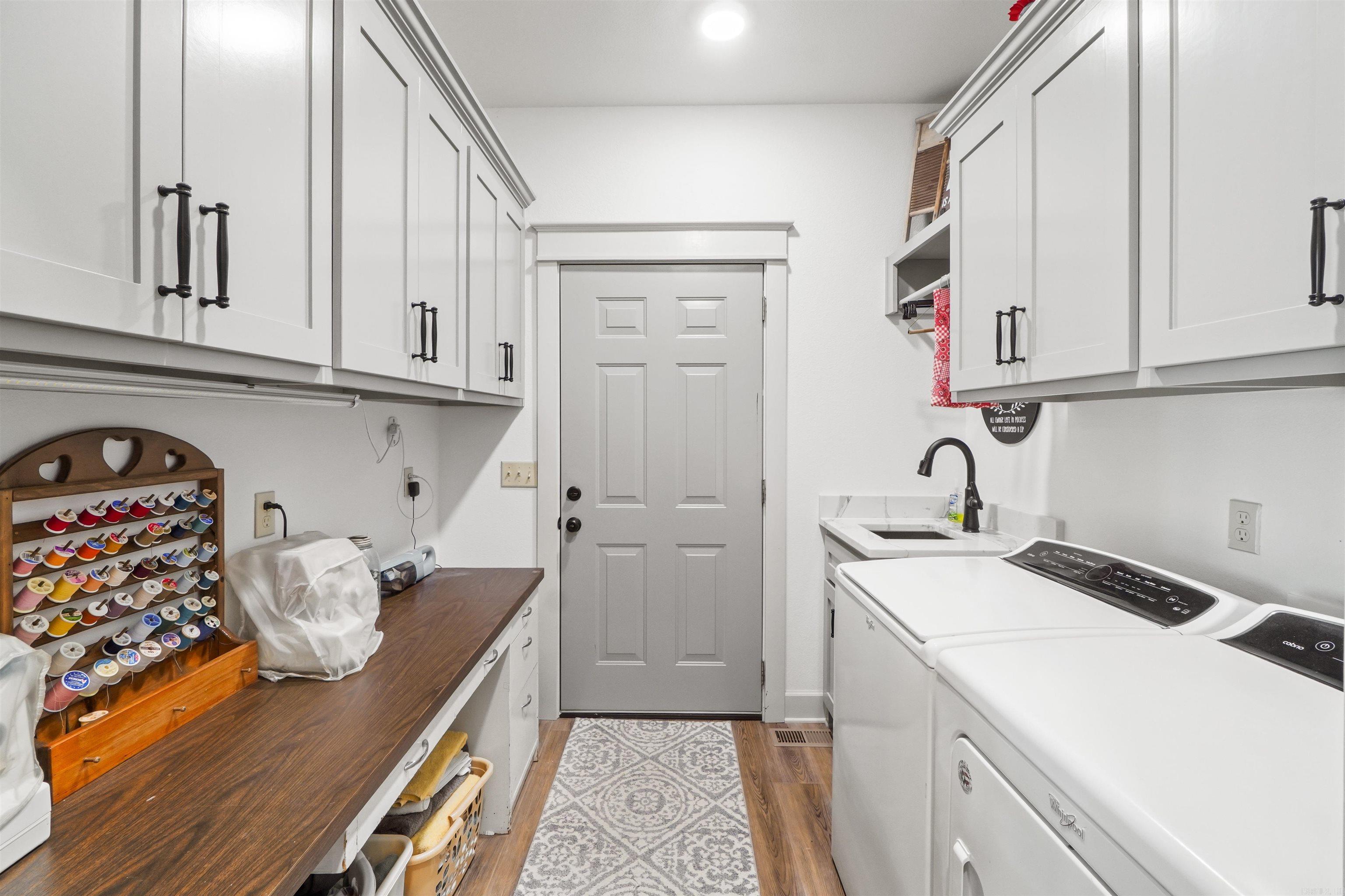 SOUTHWEST SHORES - Residential