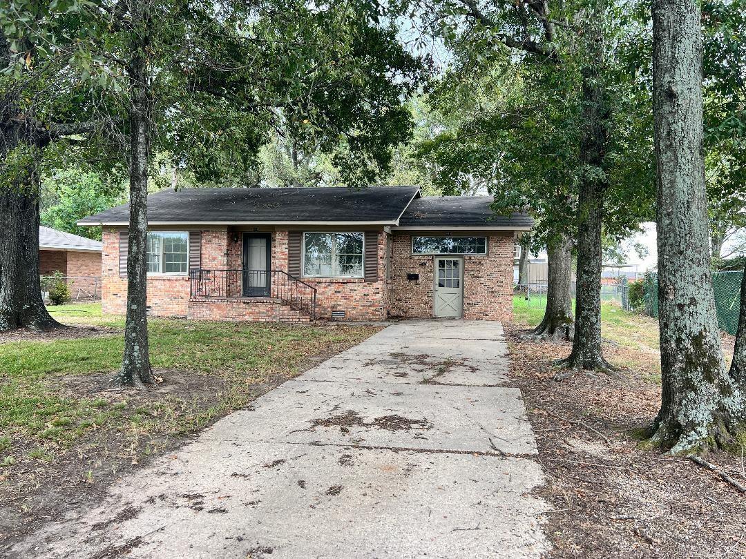 Perfect affordable summer getaway near Lake Chicot! If a second home isn't in your plans, this would be a great starter home or Airbnb. Limitless possibilities and it's already updated and move in ready! This 1362 Sq ft home features new flooring, paint, bathrooms, washer and dryer hookups, beautiful built-in cabinetry in the den and storm windows. Whether you're looking for an escape, needing a way to be closer to the lake or looking for an affordable housing option, this is a must see! Pre-approval required before showing Call us or your favorite Realtor to set up a showing today!