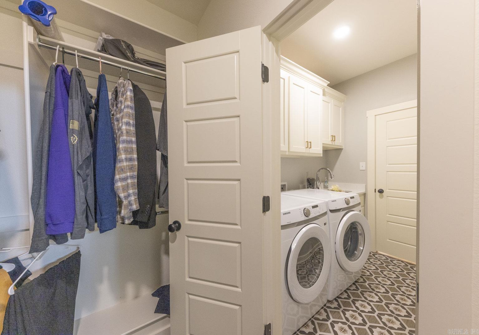 CROSSROADS VILLAGE - Residential