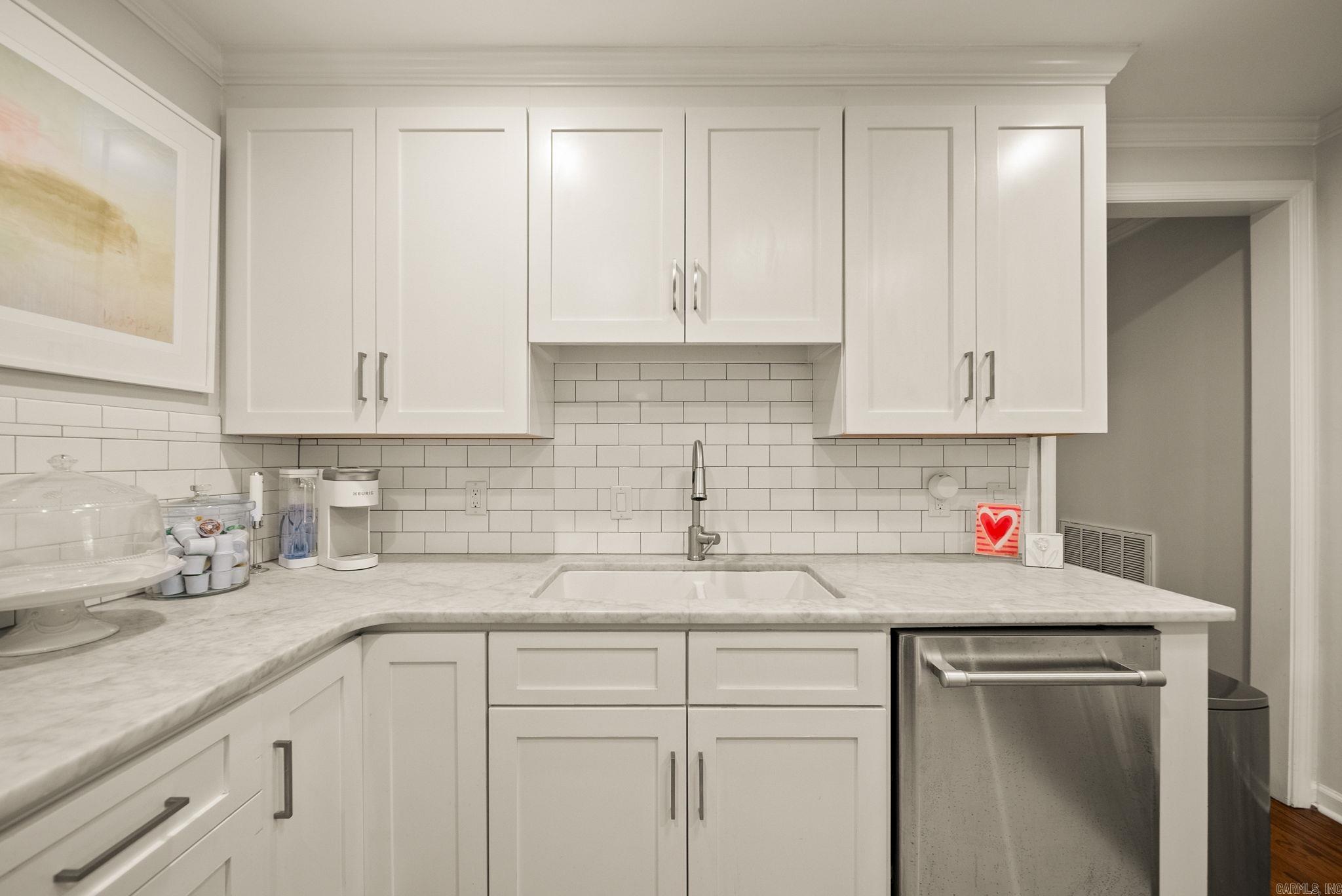 KINGWOOD PLACE - Residential