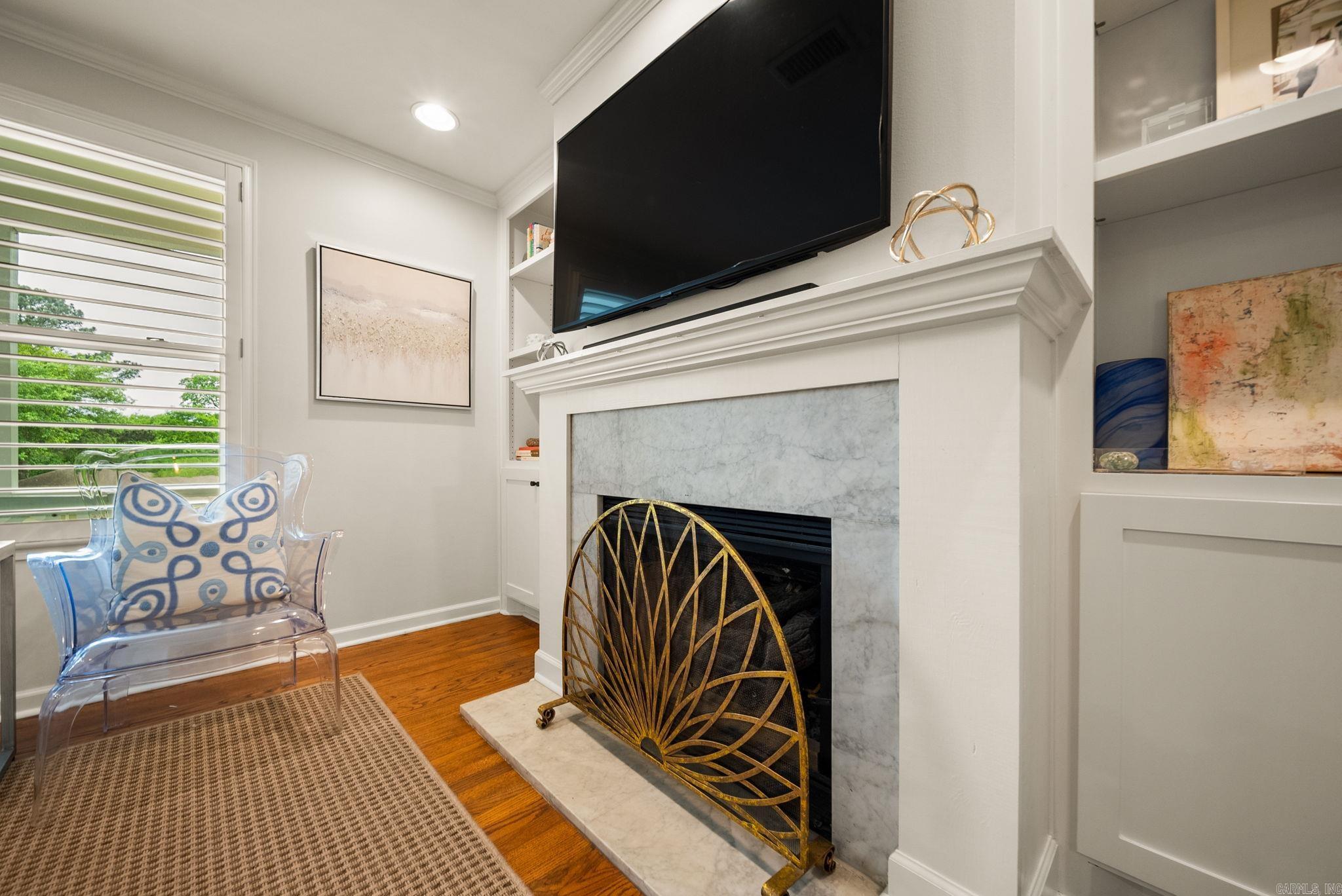 KINGWOOD PLACE - Residential