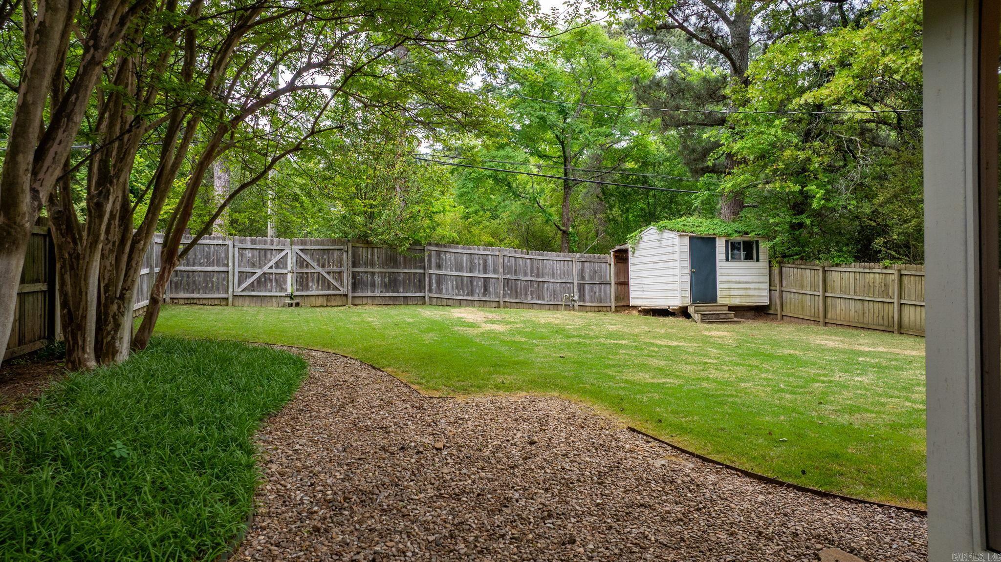 KINGWOOD PLACE - Residential