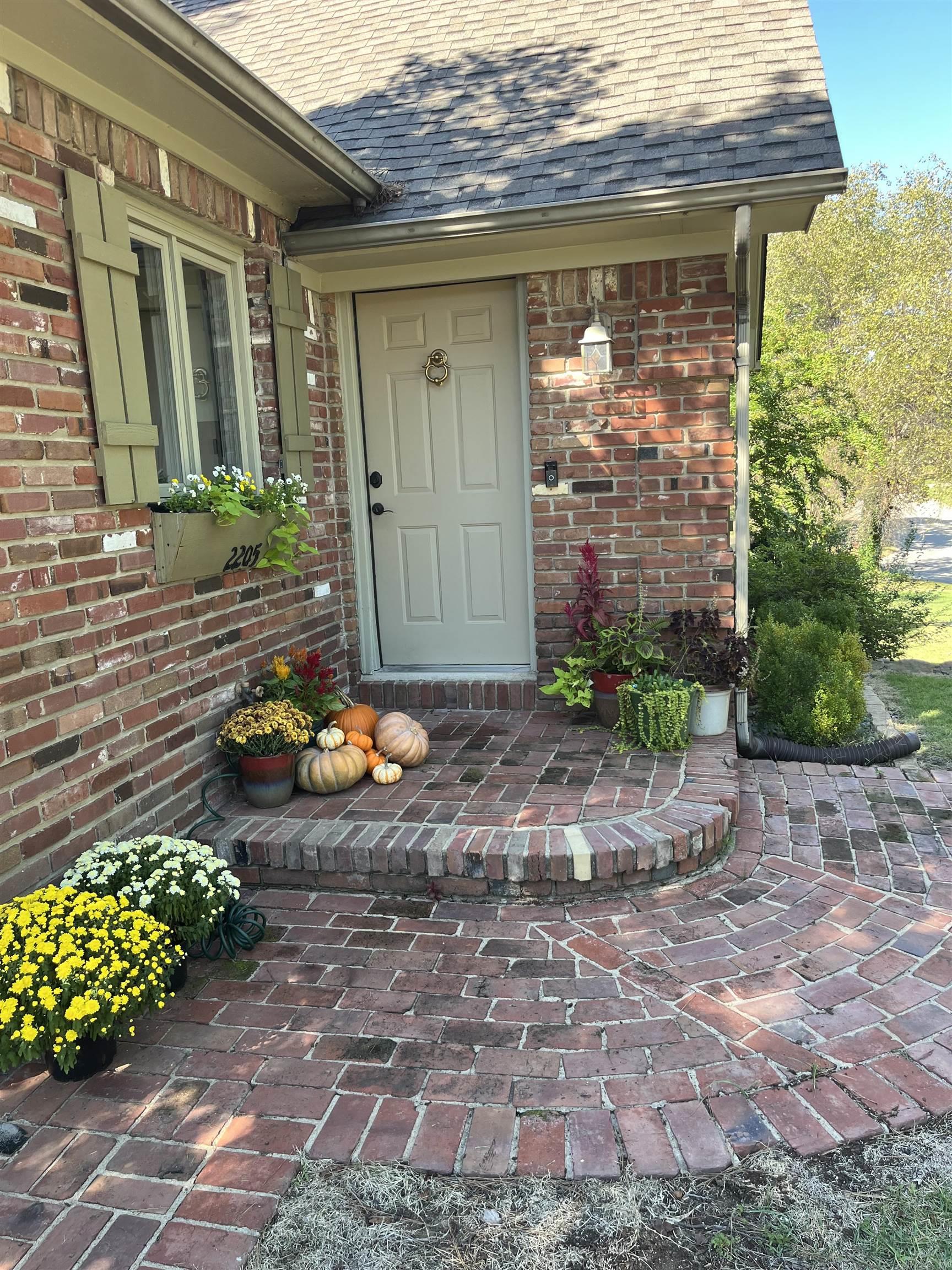INDIAN TRAILS - Residential