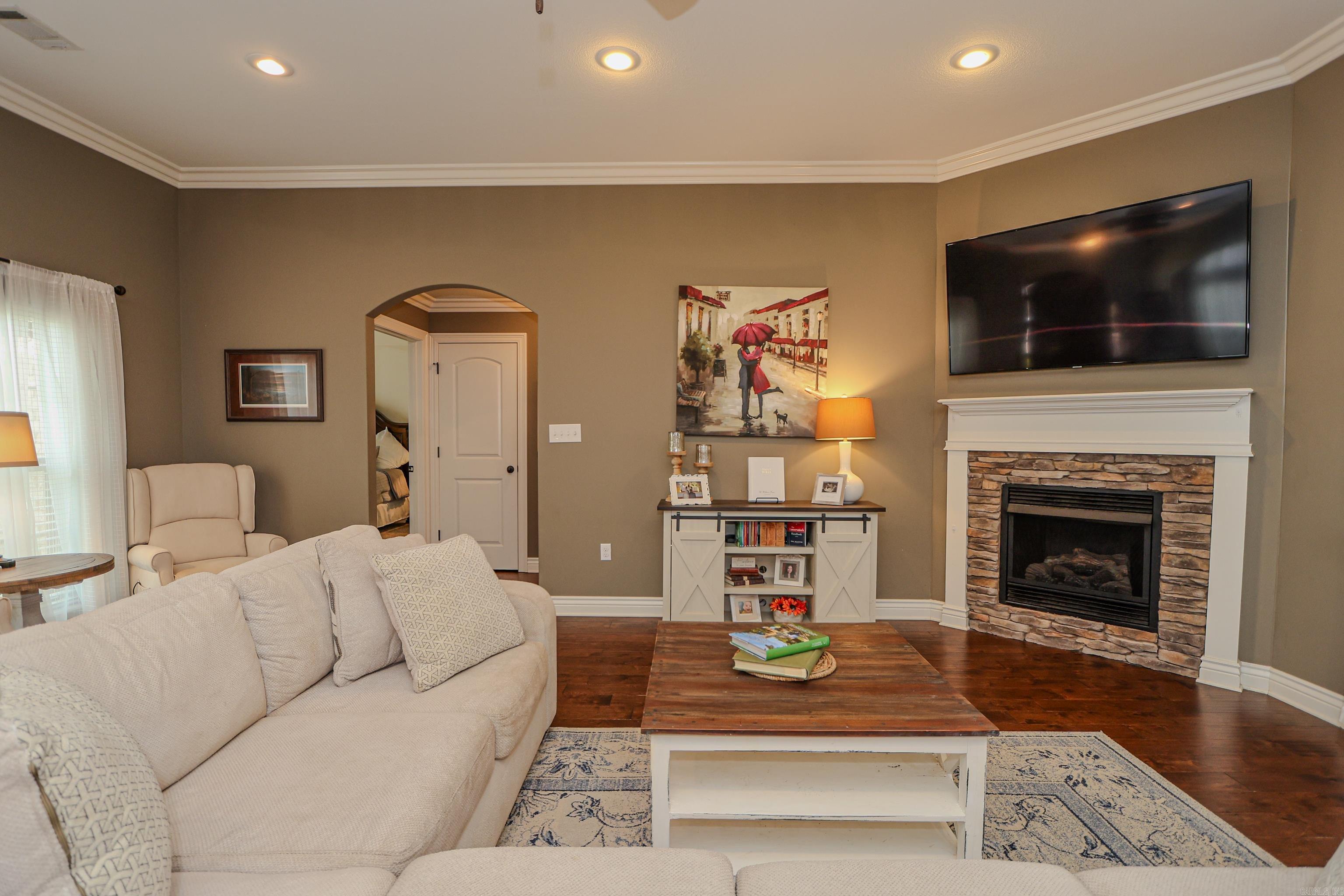 Glen Echo 1 - Residential