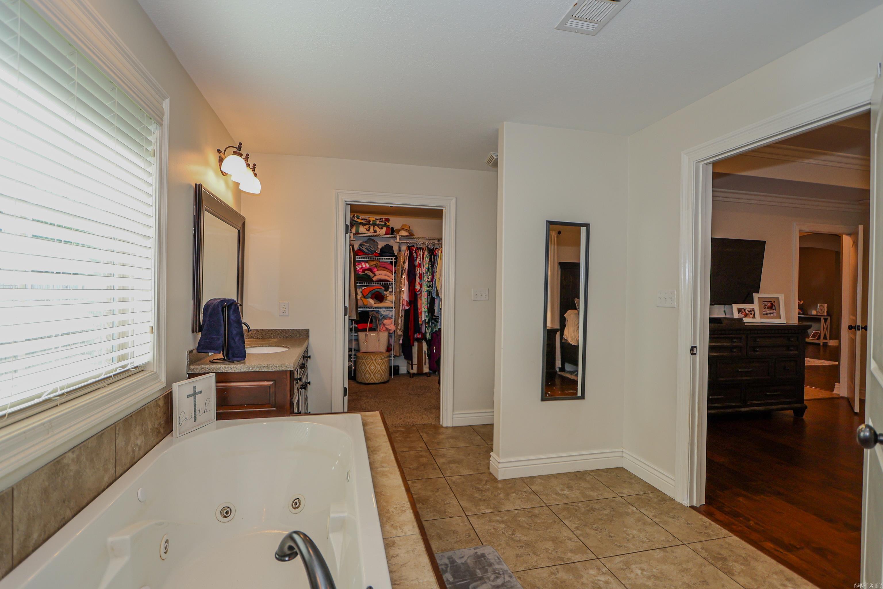 Glen Echo 1 - Residential