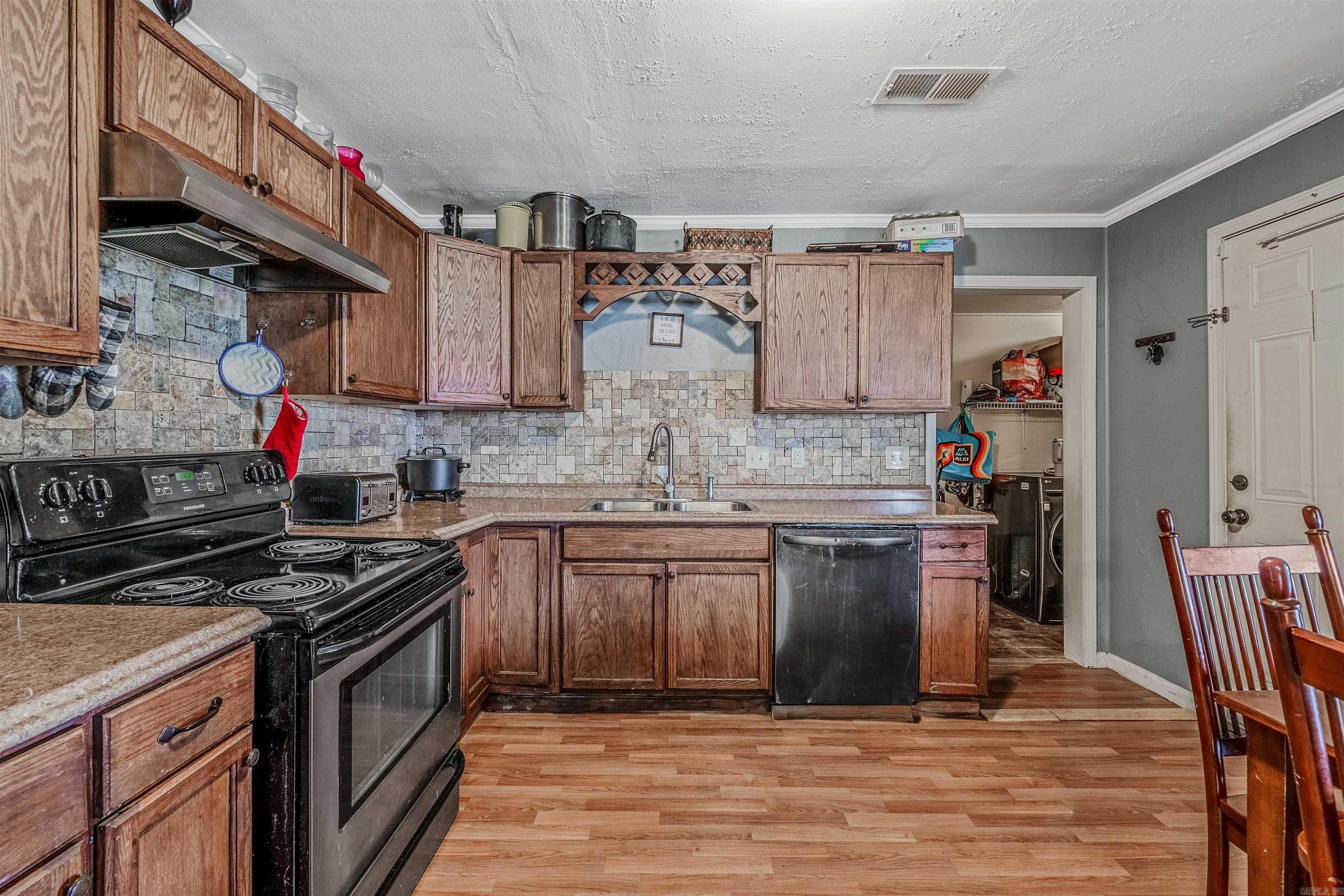 Moore & Martin - Residential