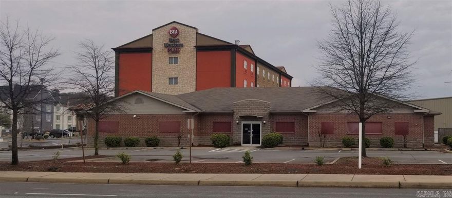 $12/per SqFt yearly NNN lease Tenant improvements negotiable 0.65 acre lot with 33+ parking spaces 4-HVAC zones Class-A office building!  Perfect property for a medical practice, professional offices, administrative offices, or educational facility. High visibility, located across Main from NLRHS. Located near new multifamily construction, restaurants, pharmacy, hotels, and many more attractive businesses! Call today or a tour of this fantastic building. See lease brochure in docs, see agent remarks