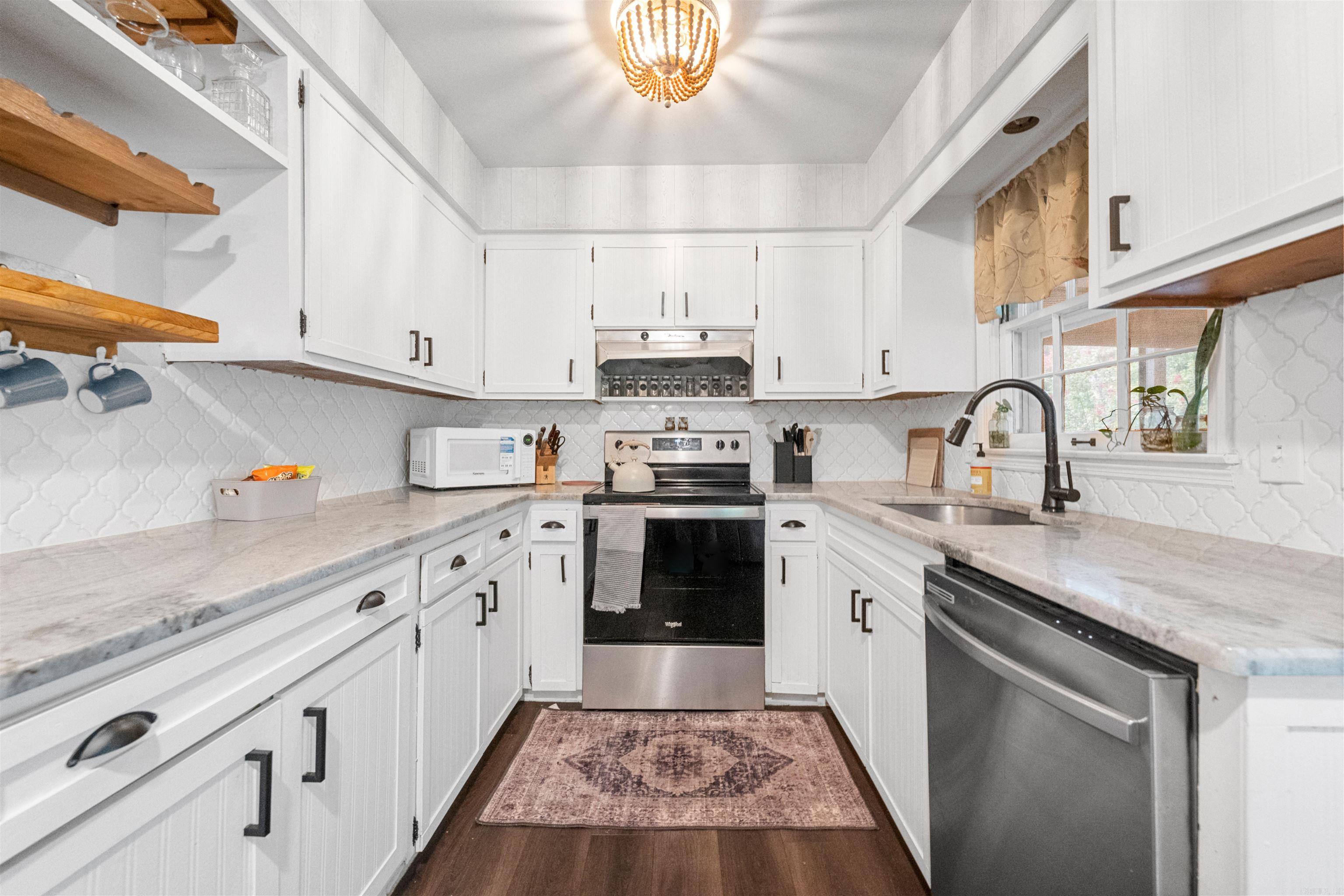 PLEASANT HILL - Residential