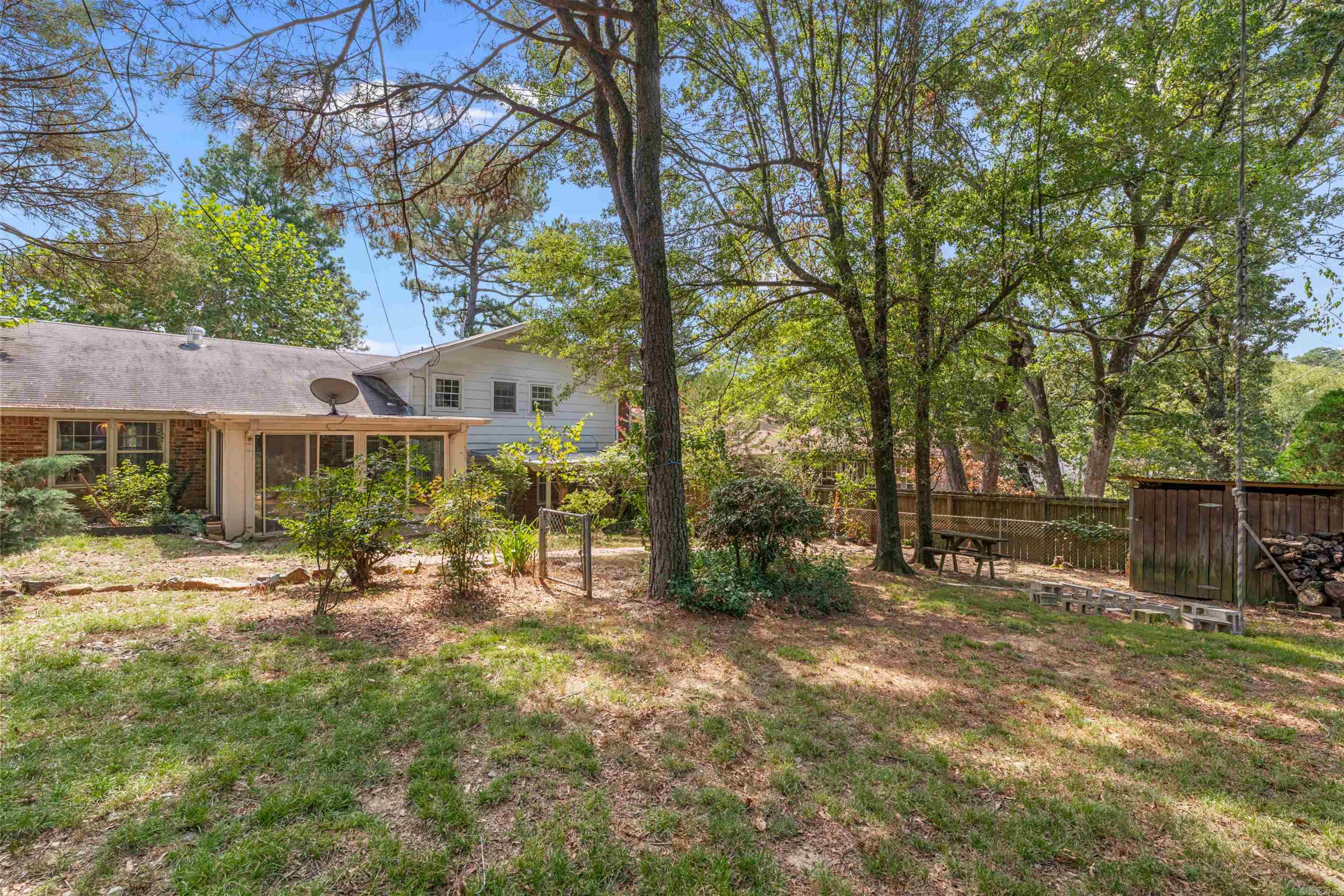 PLEASANT HILL - Residential