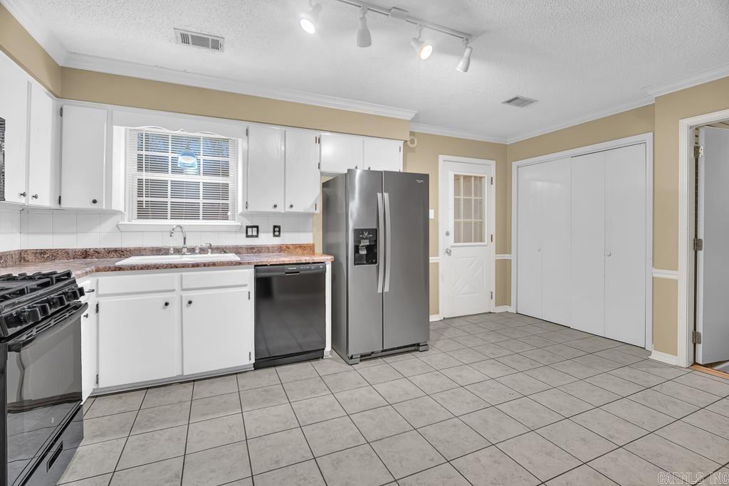 FORREST ACRES OVERLOOK - Residential