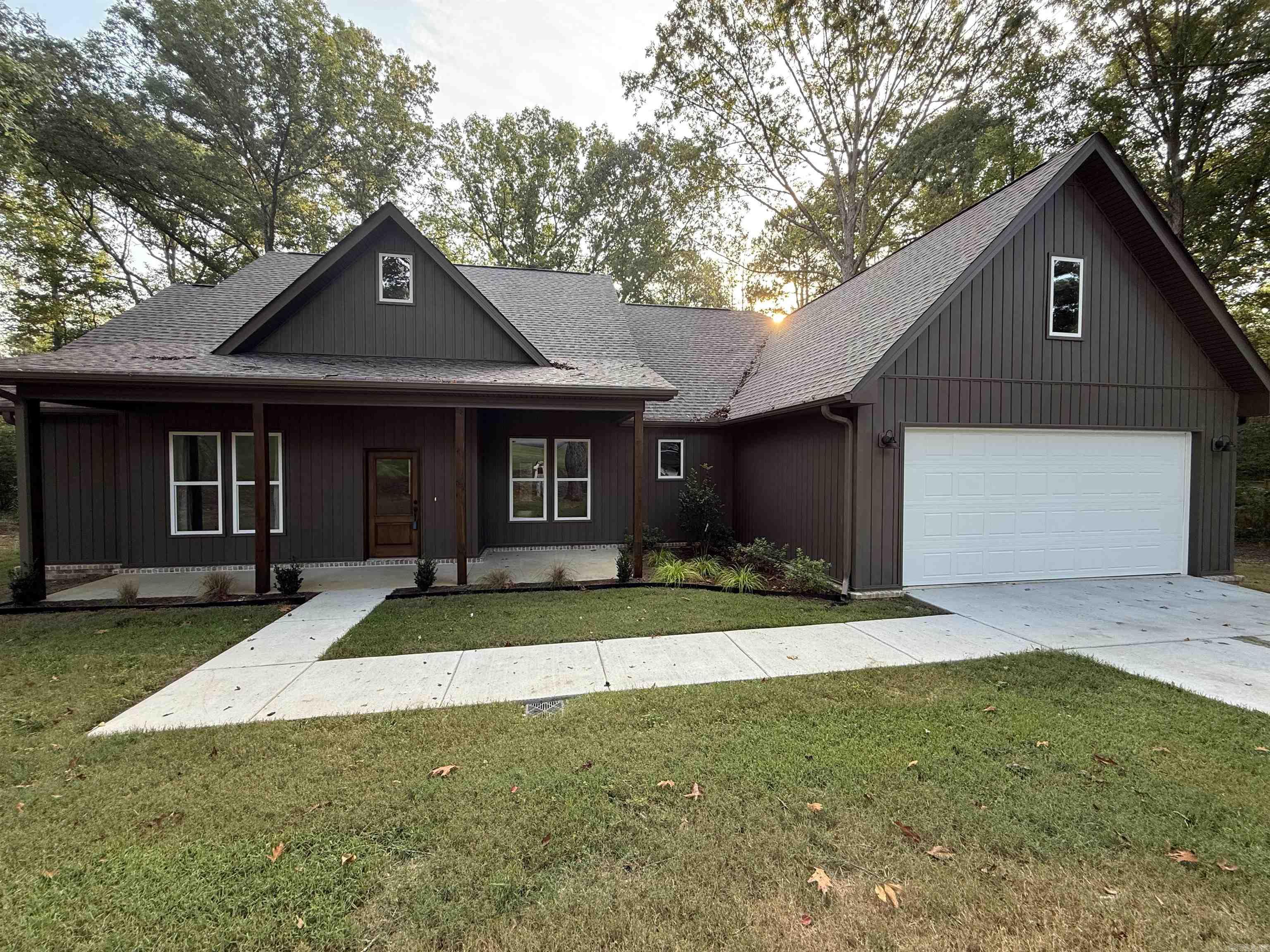 ORCHARD PLANTATIONS - Residential