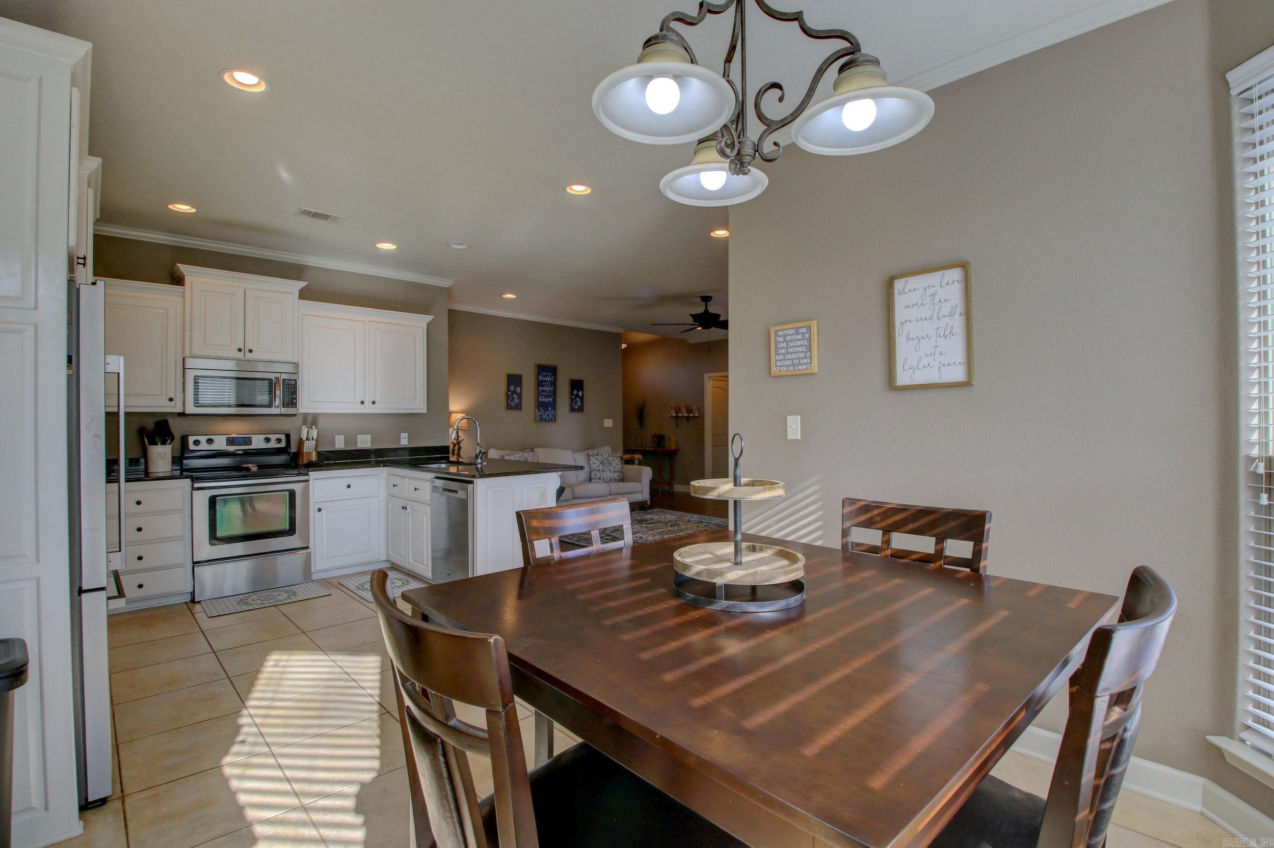 BASE MEADOWS ADDN - Residential