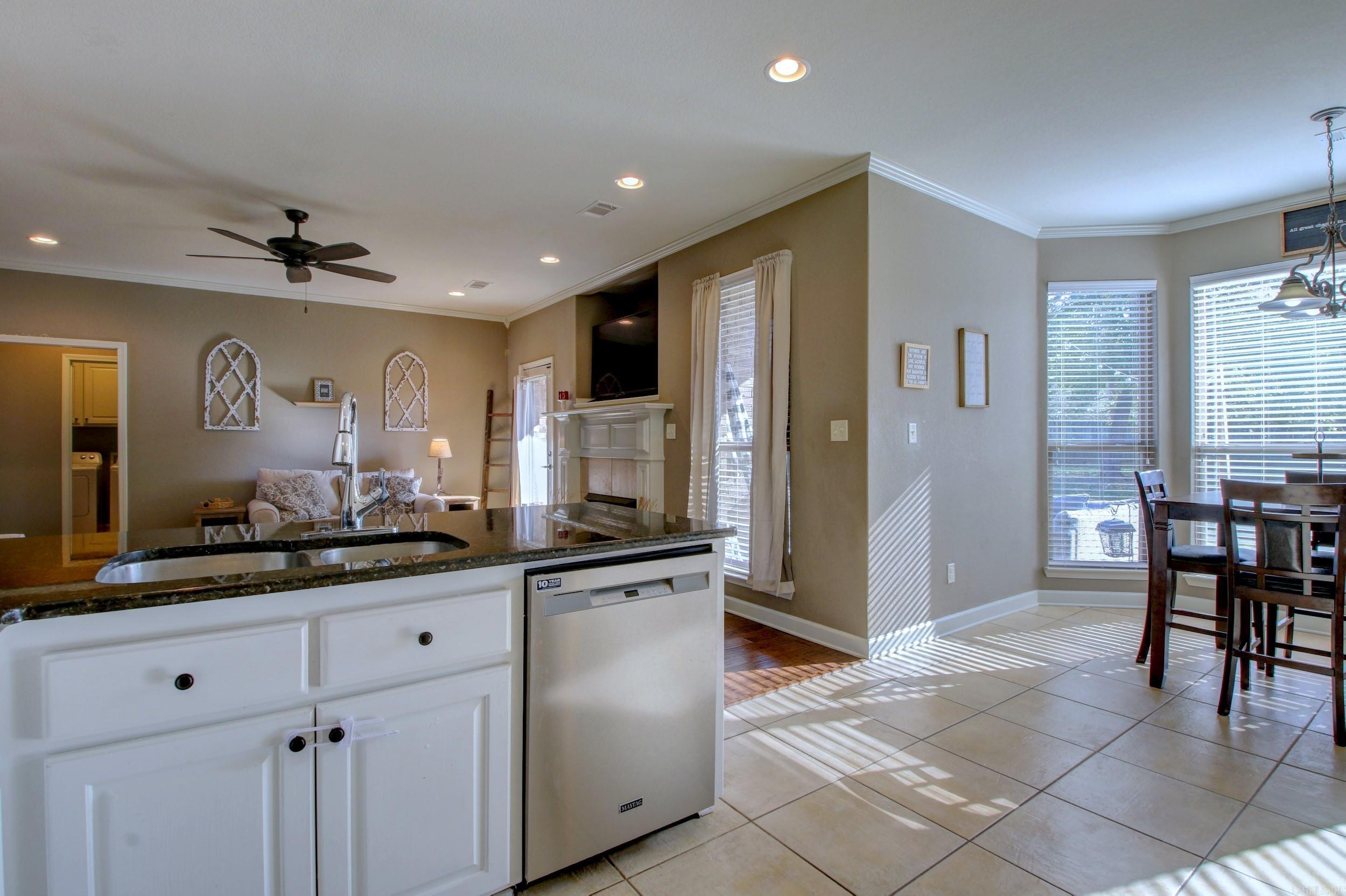 BASE MEADOWS ADDN - Residential