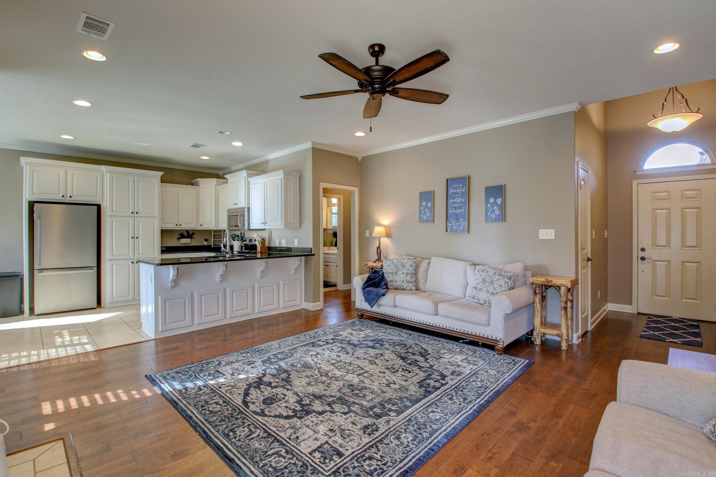 BASE MEADOWS ADDN - Residential