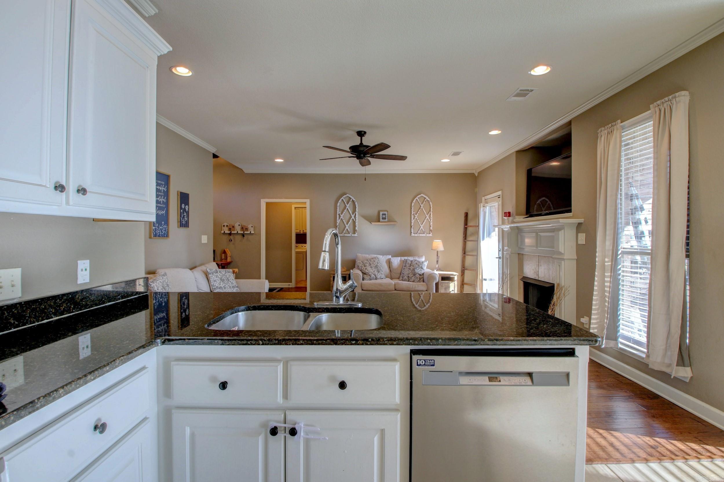 BASE MEADOWS ADDN - Residential