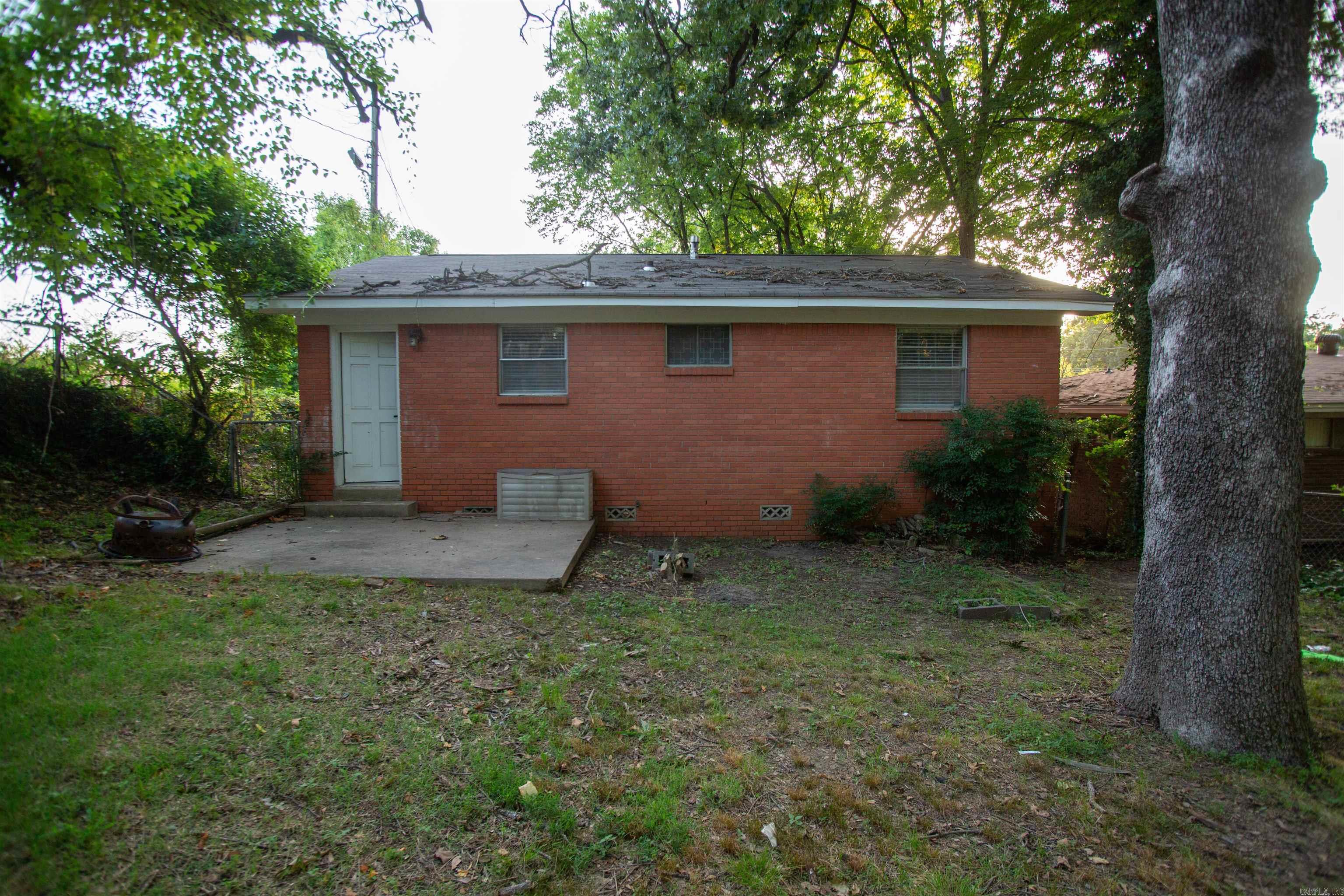 BRICKTON ADDN - Residential Lease