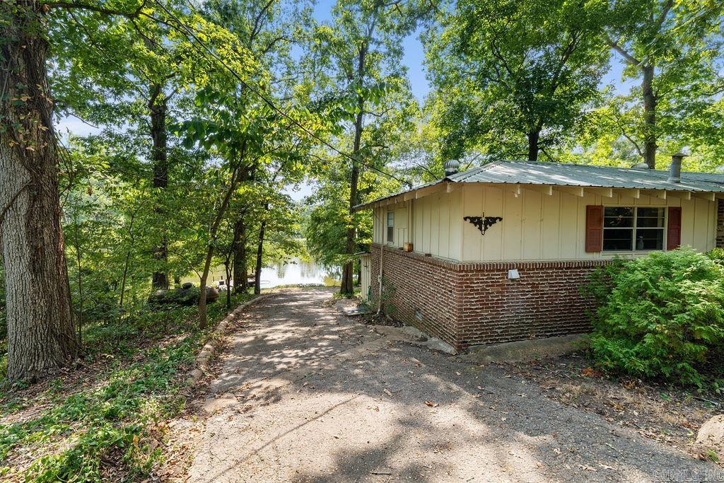 HUNTERS REST CORP - Residential