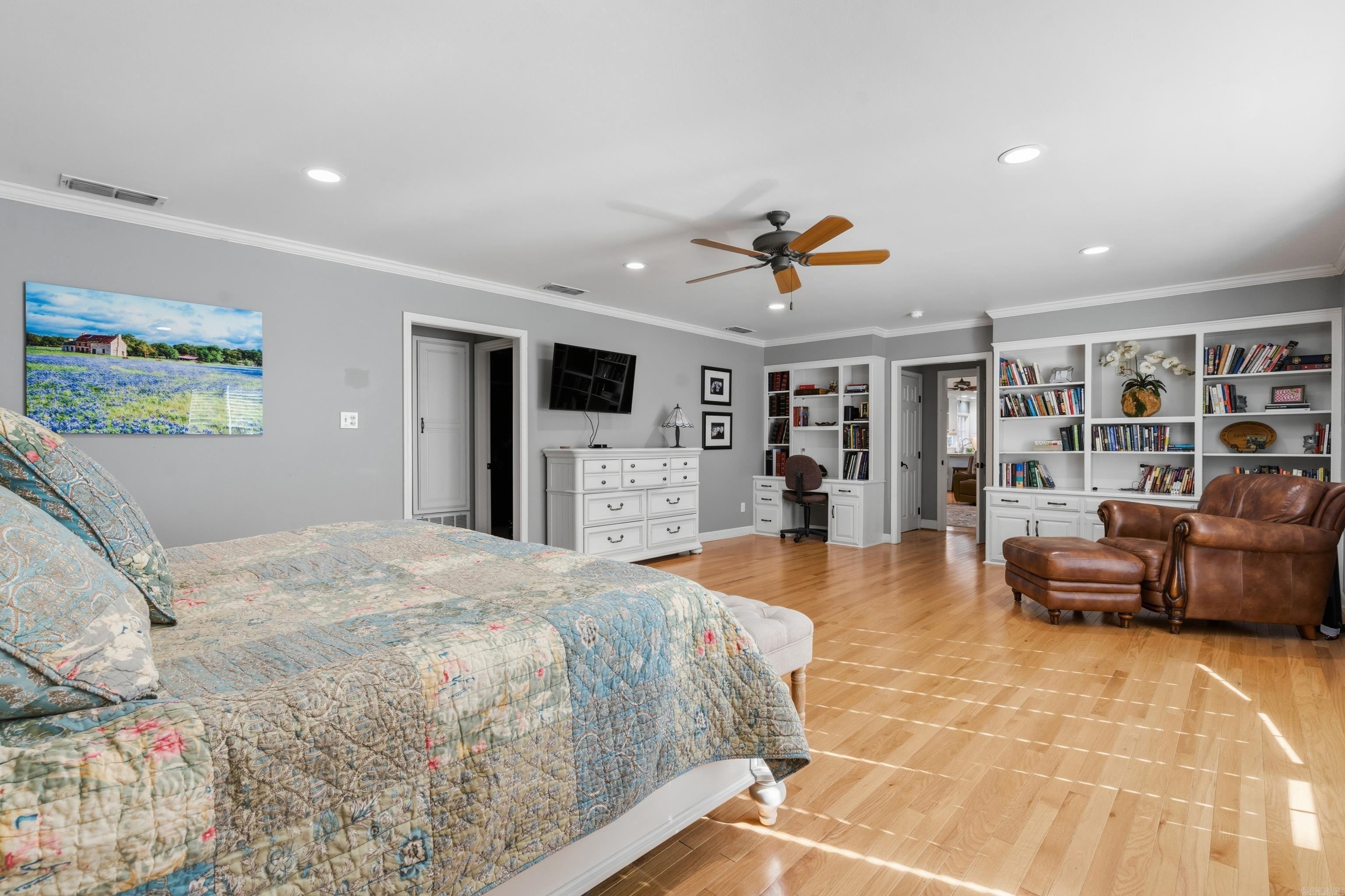 COUNTRY CLUB HEIGHTS ADDN - Residential