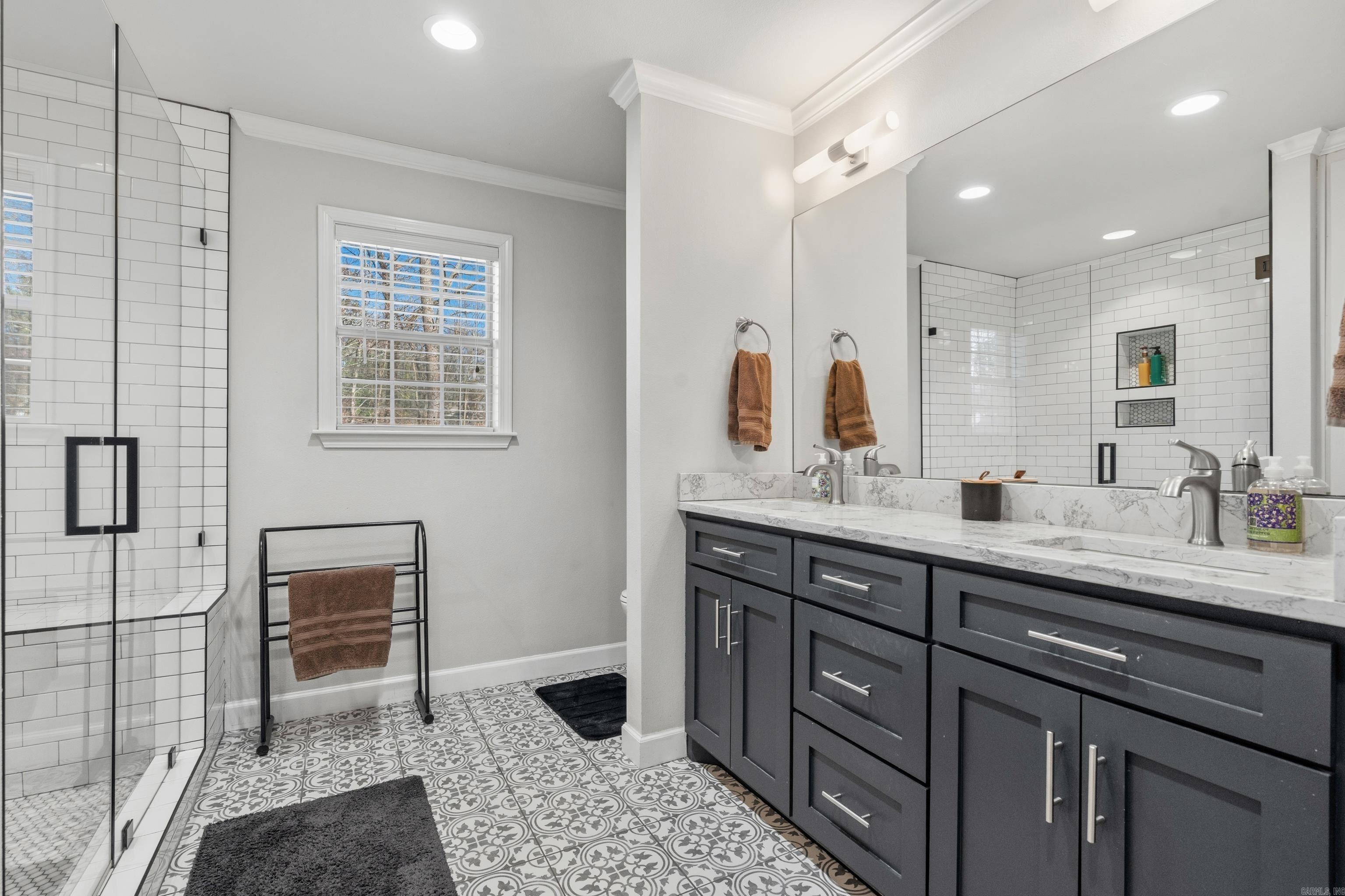 COUNTRY CLUB HEIGHTS ADDN - Residential