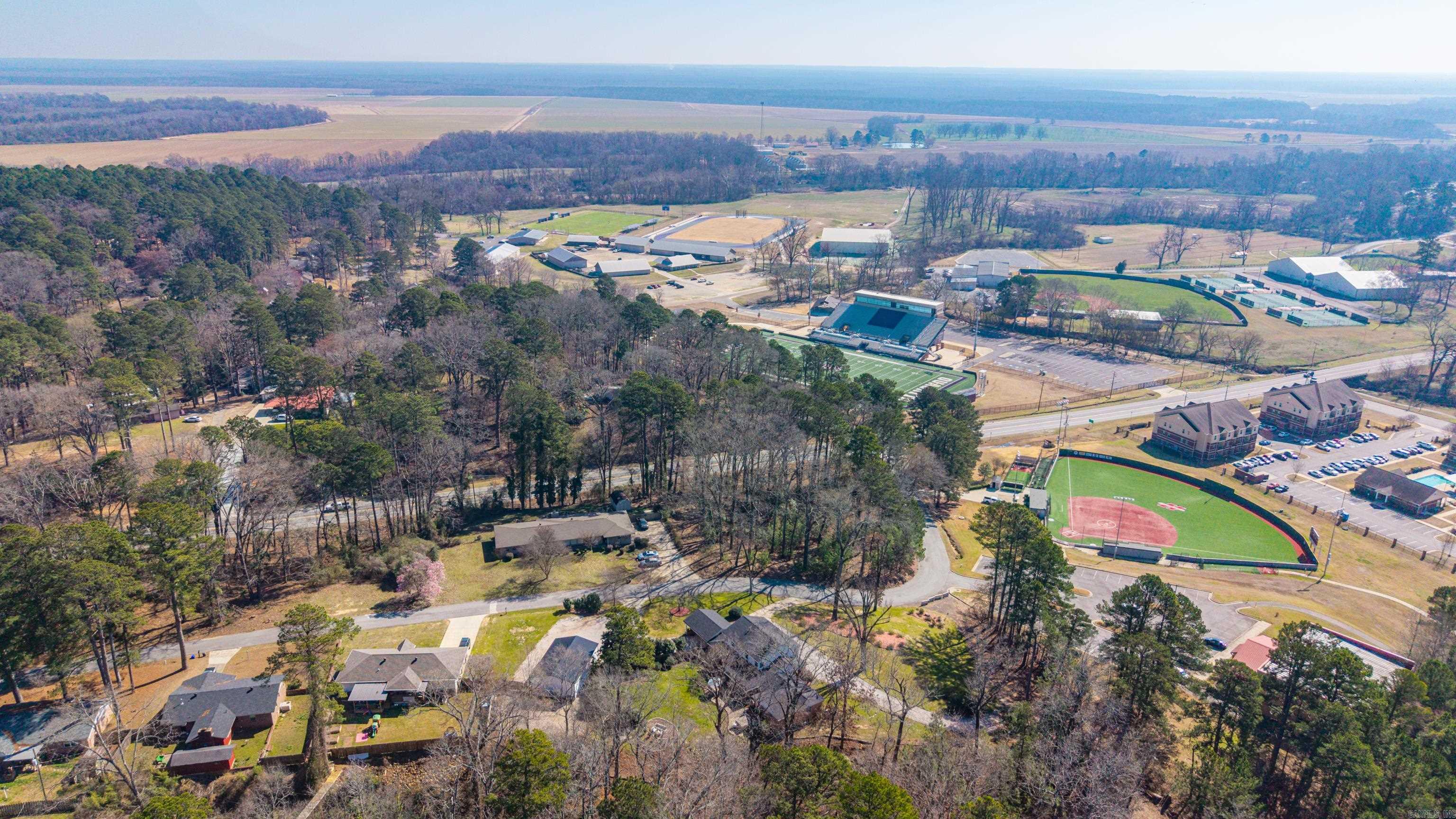 COUNTRY CLUB HEIGHTS ADDN - Residential