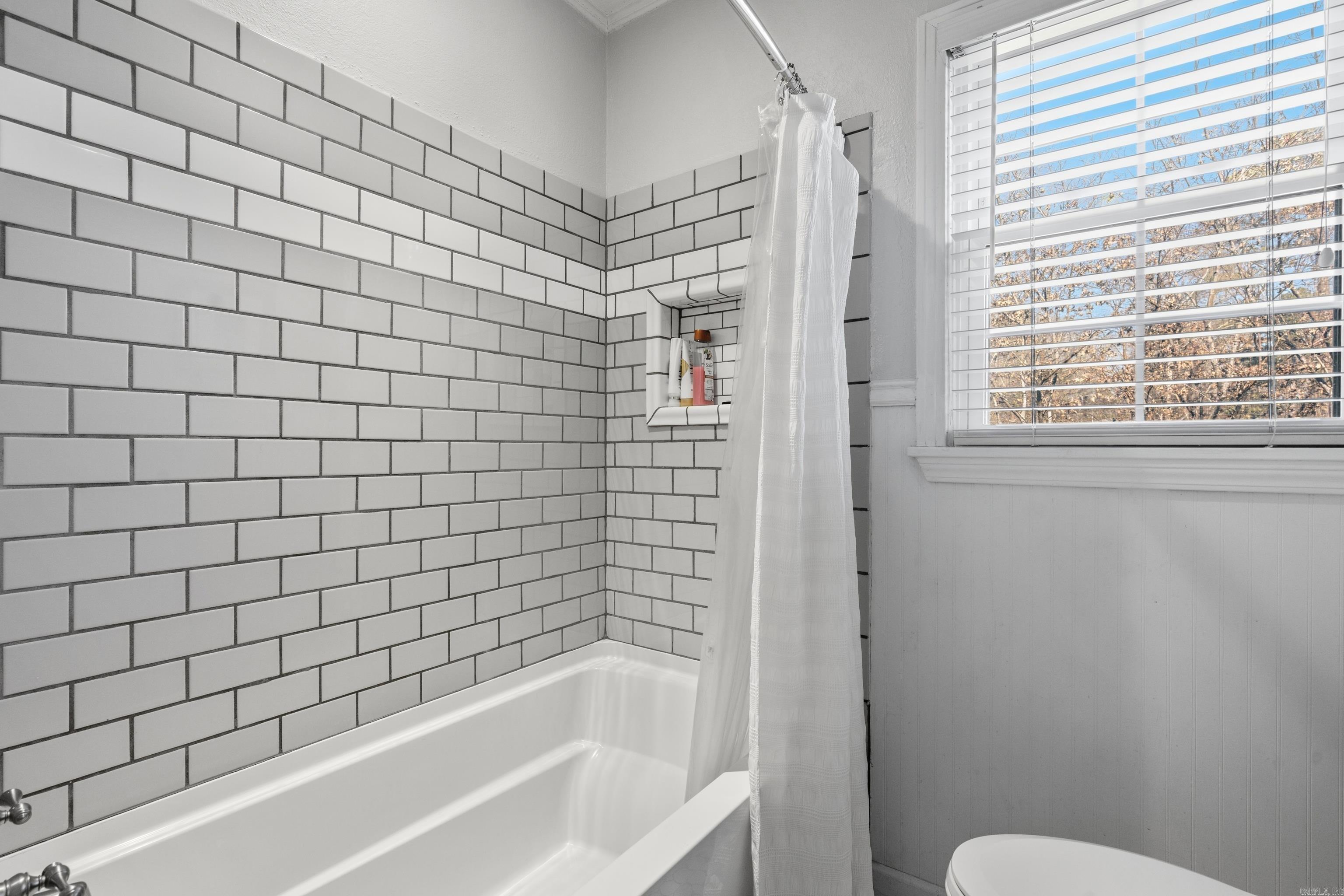 COUNTRY CLUB HEIGHTS ADDN - Residential