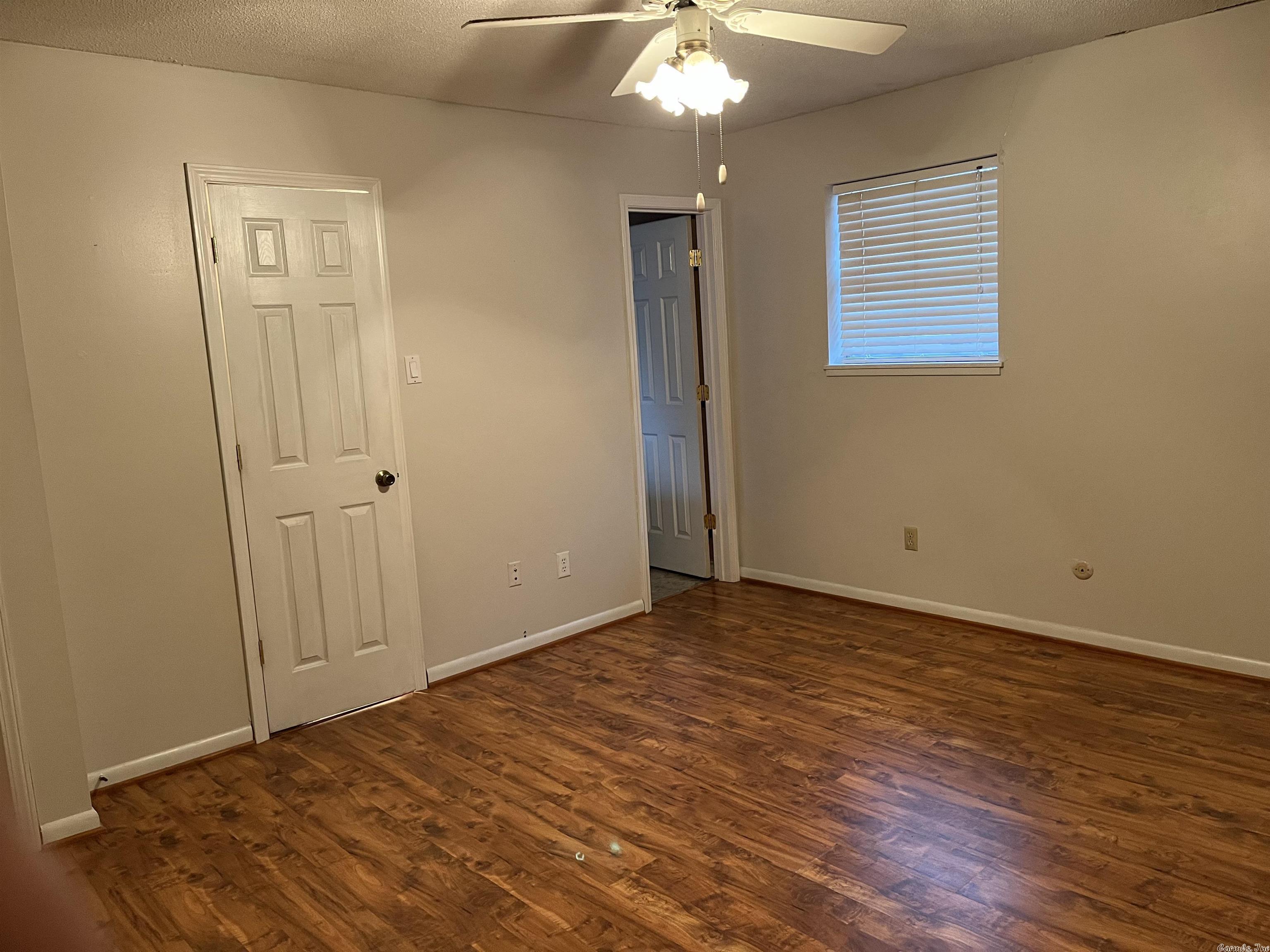 Metes & Bounds - Commercial Sale