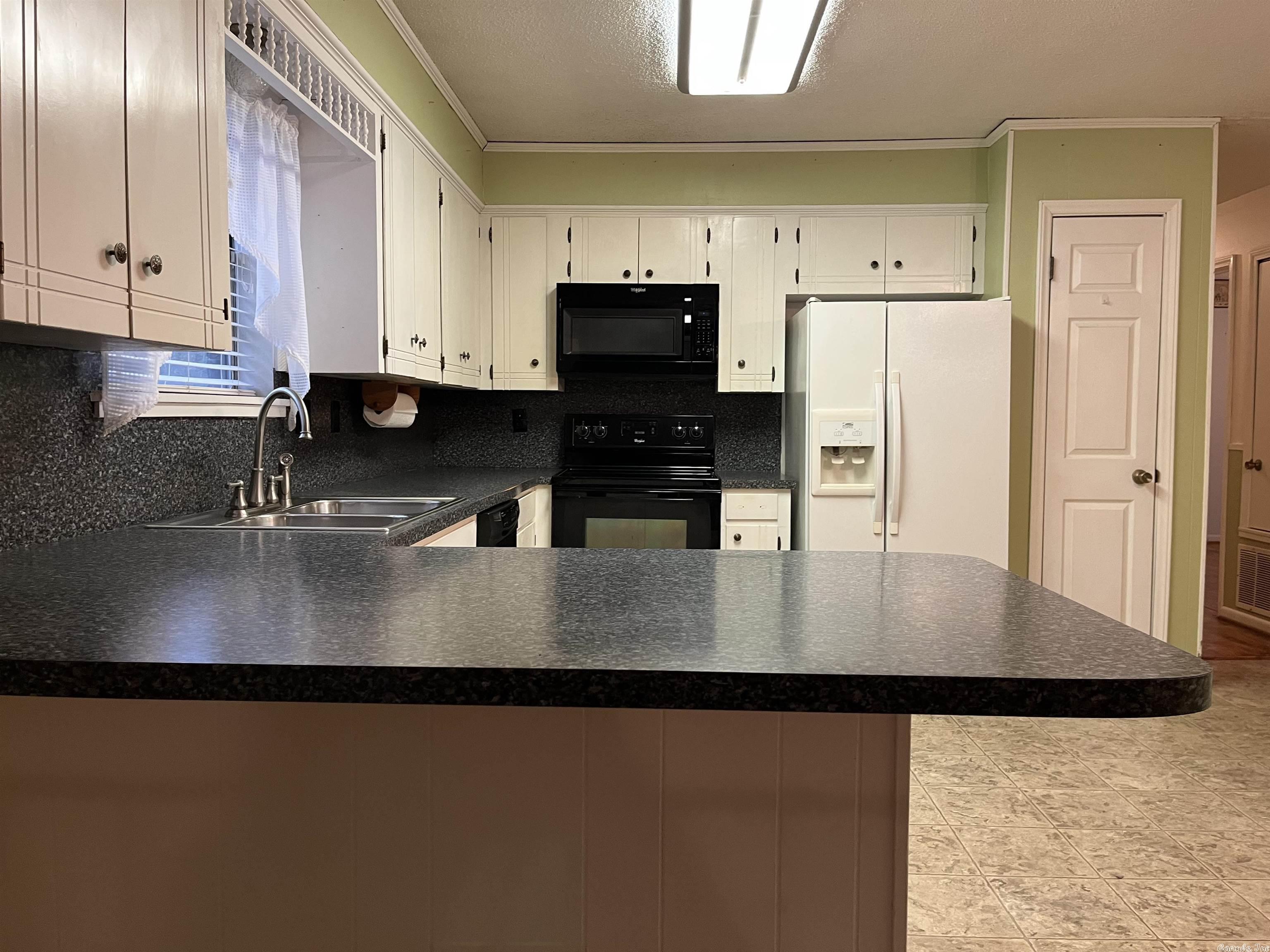 Metes & Bounds - Commercial Sale