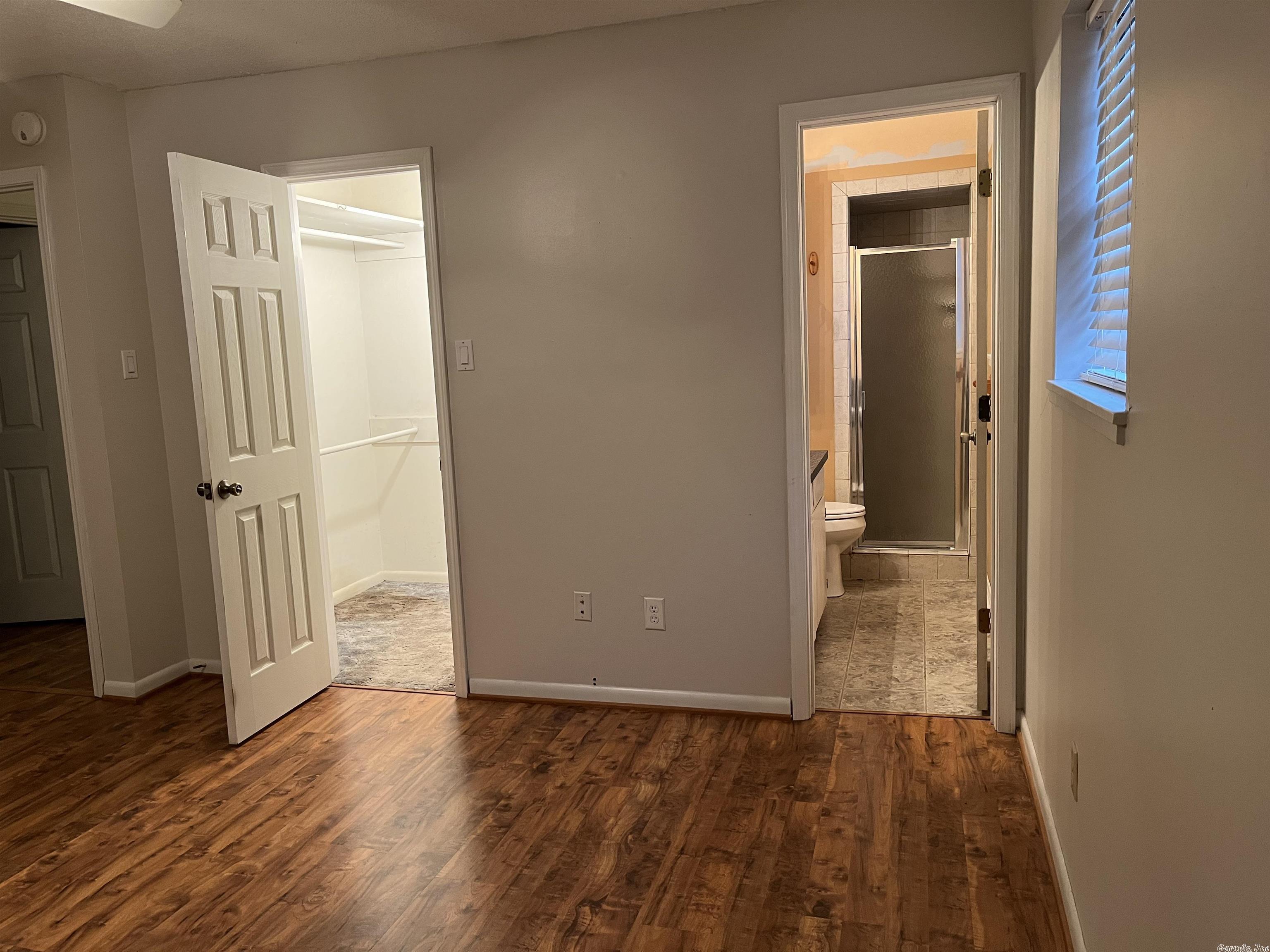 Metes & Bounds - Commercial Sale