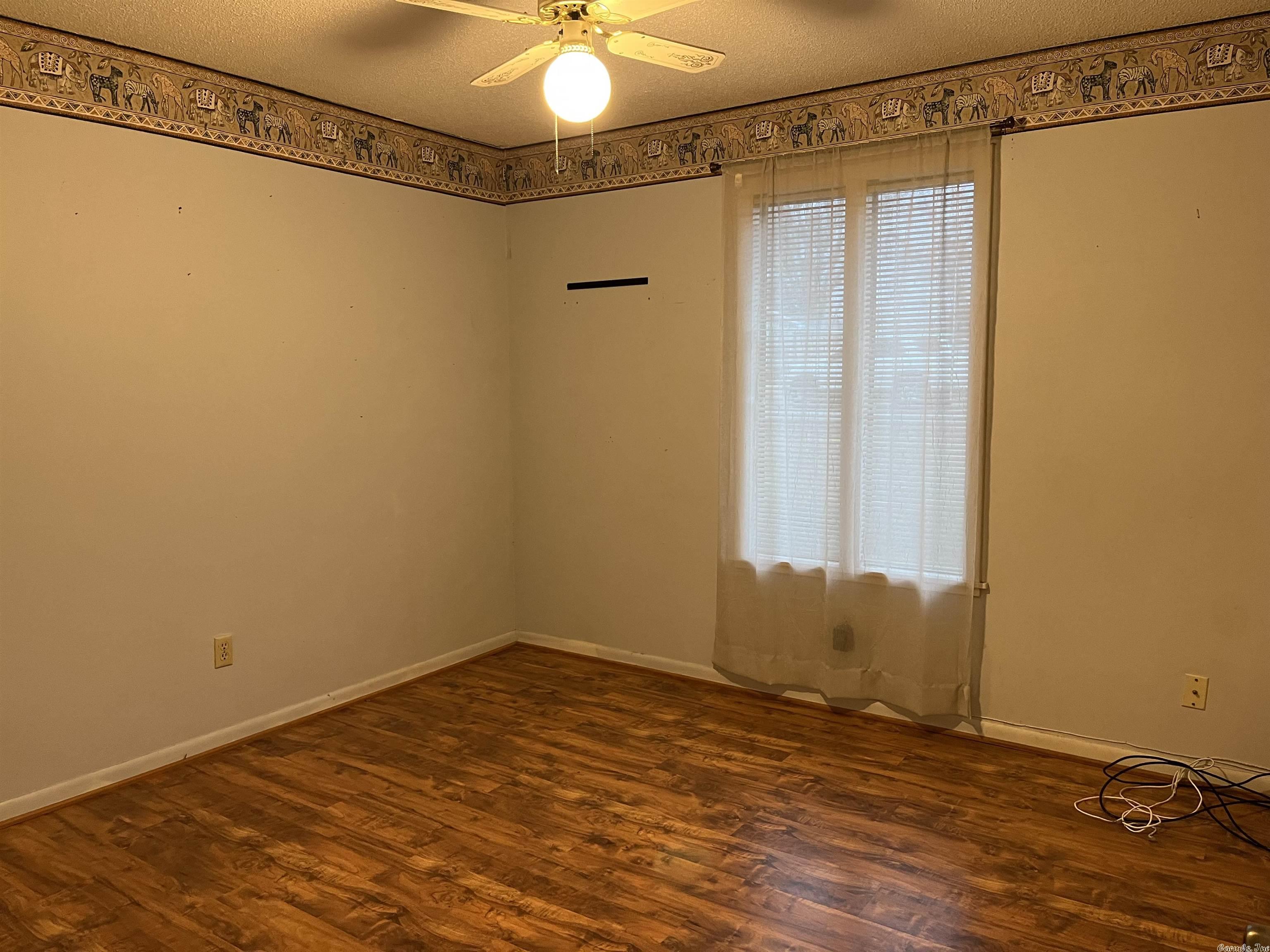 Metes & Bounds - Commercial Sale