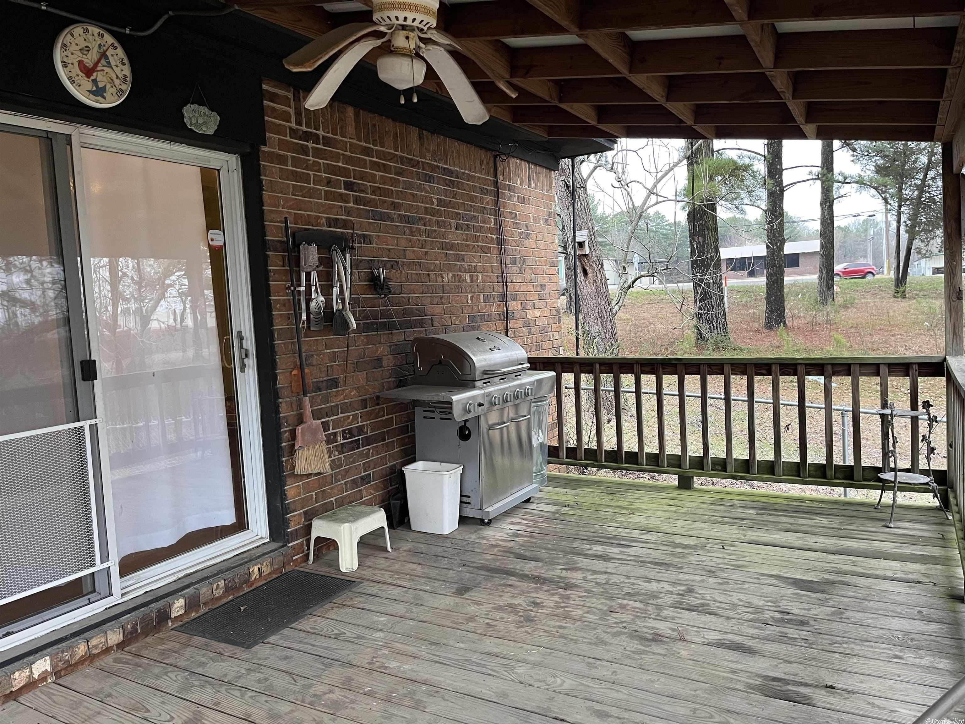 Metes & Bounds - Commercial Sale