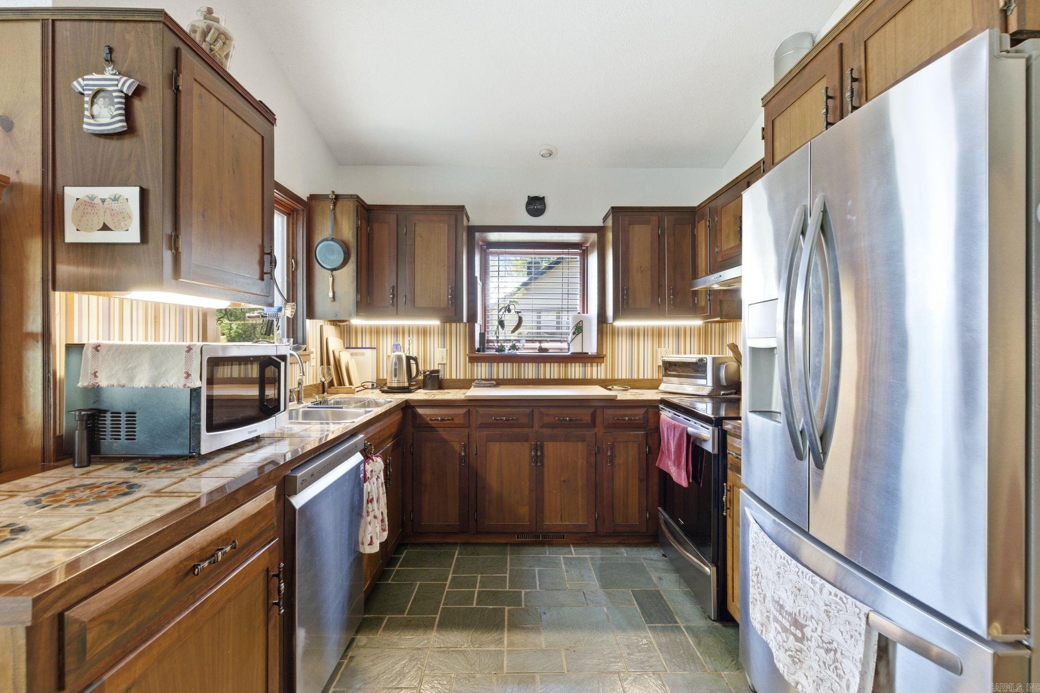 INDIAN HILLS - Residential