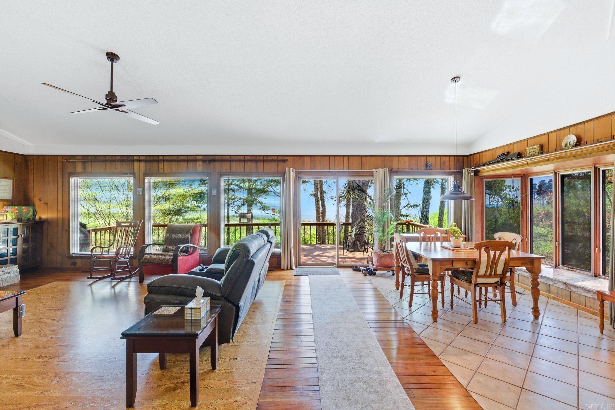 INDIAN HILLS - Residential