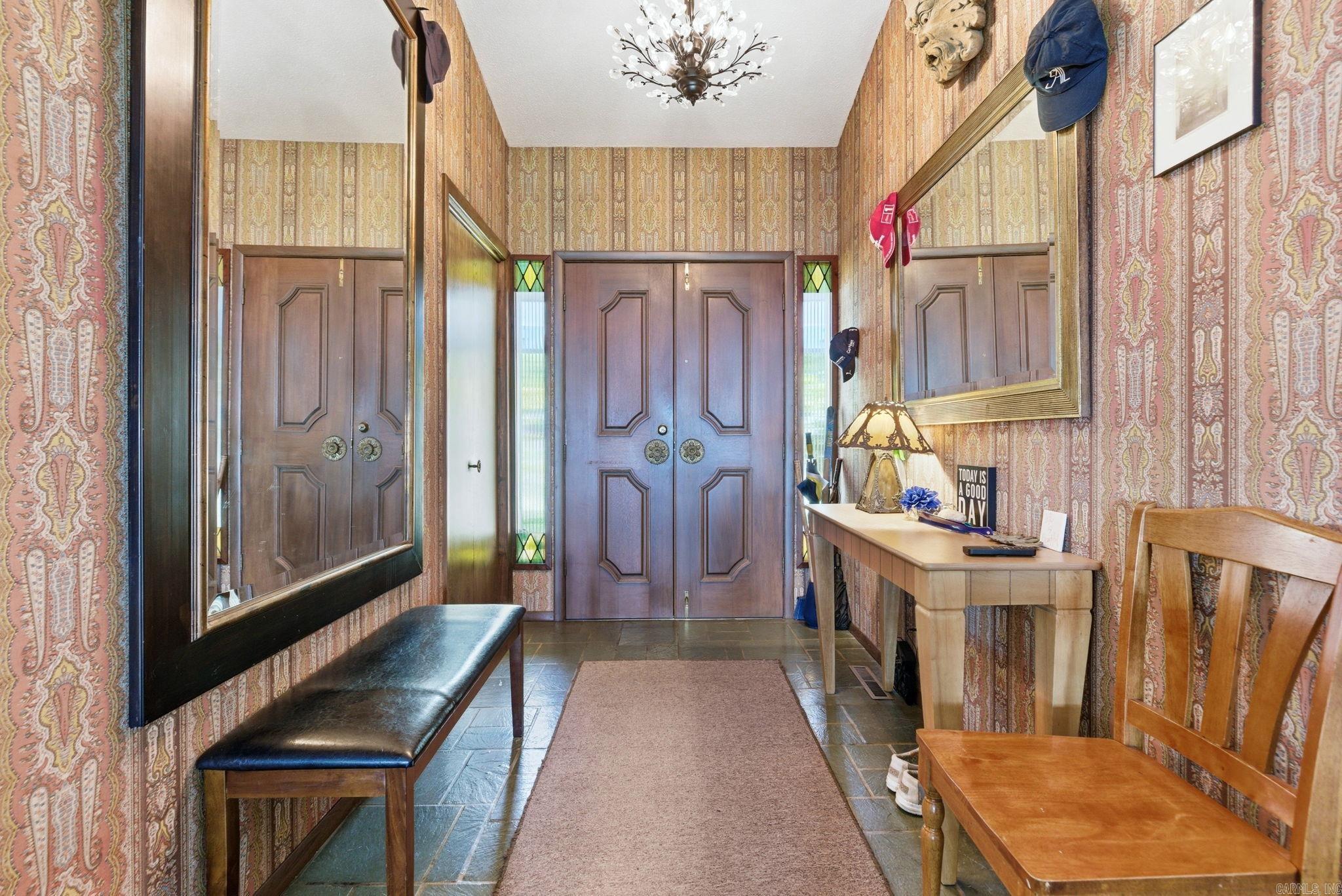 INDIAN HILLS - Residential