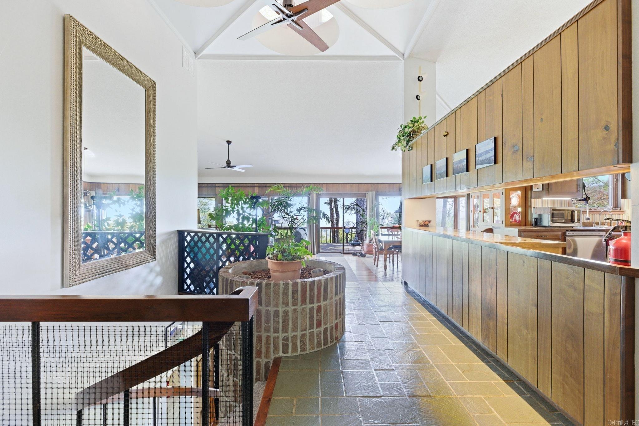 INDIAN HILLS - Residential