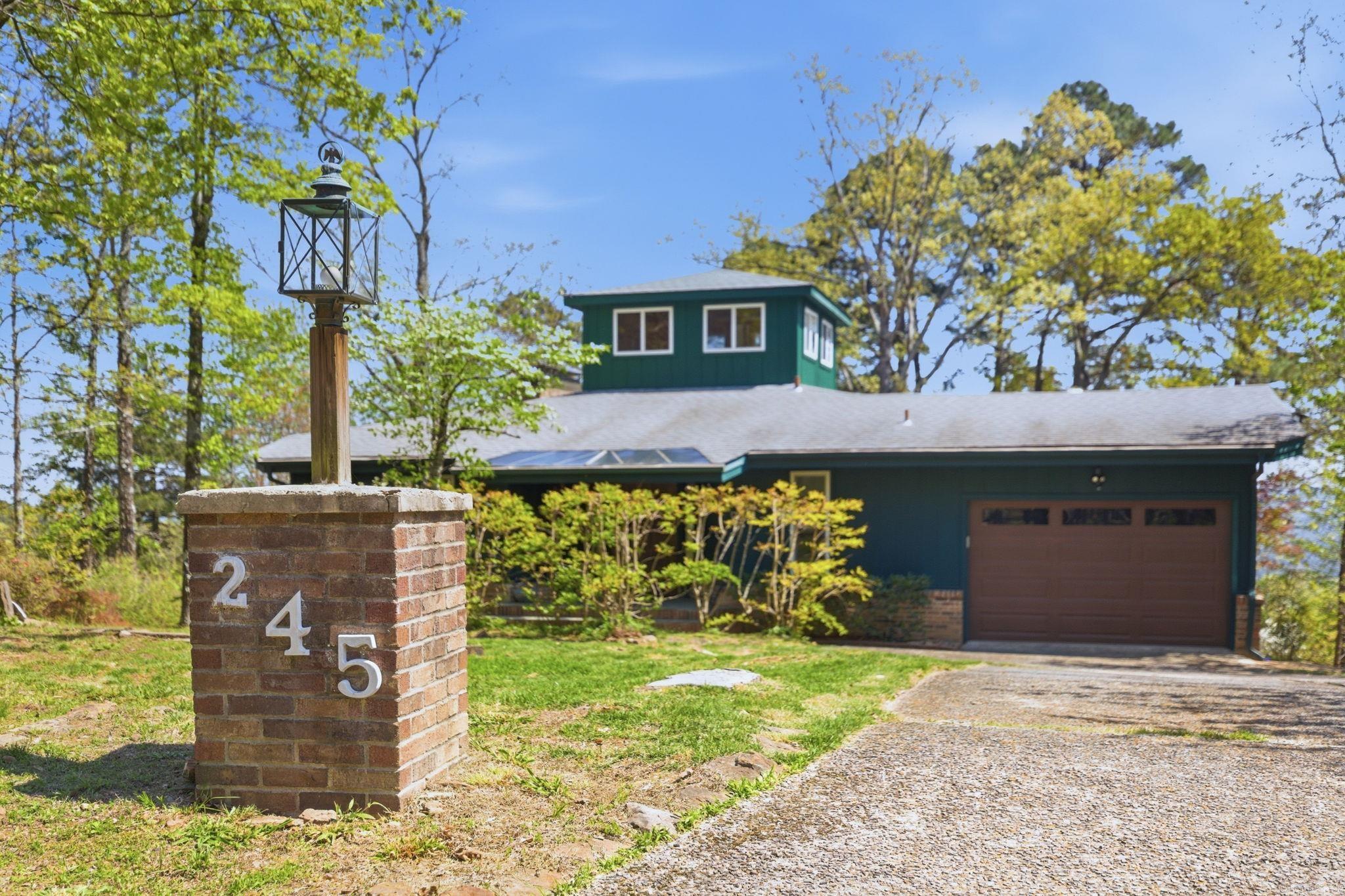 INDIAN HILLS - Residential