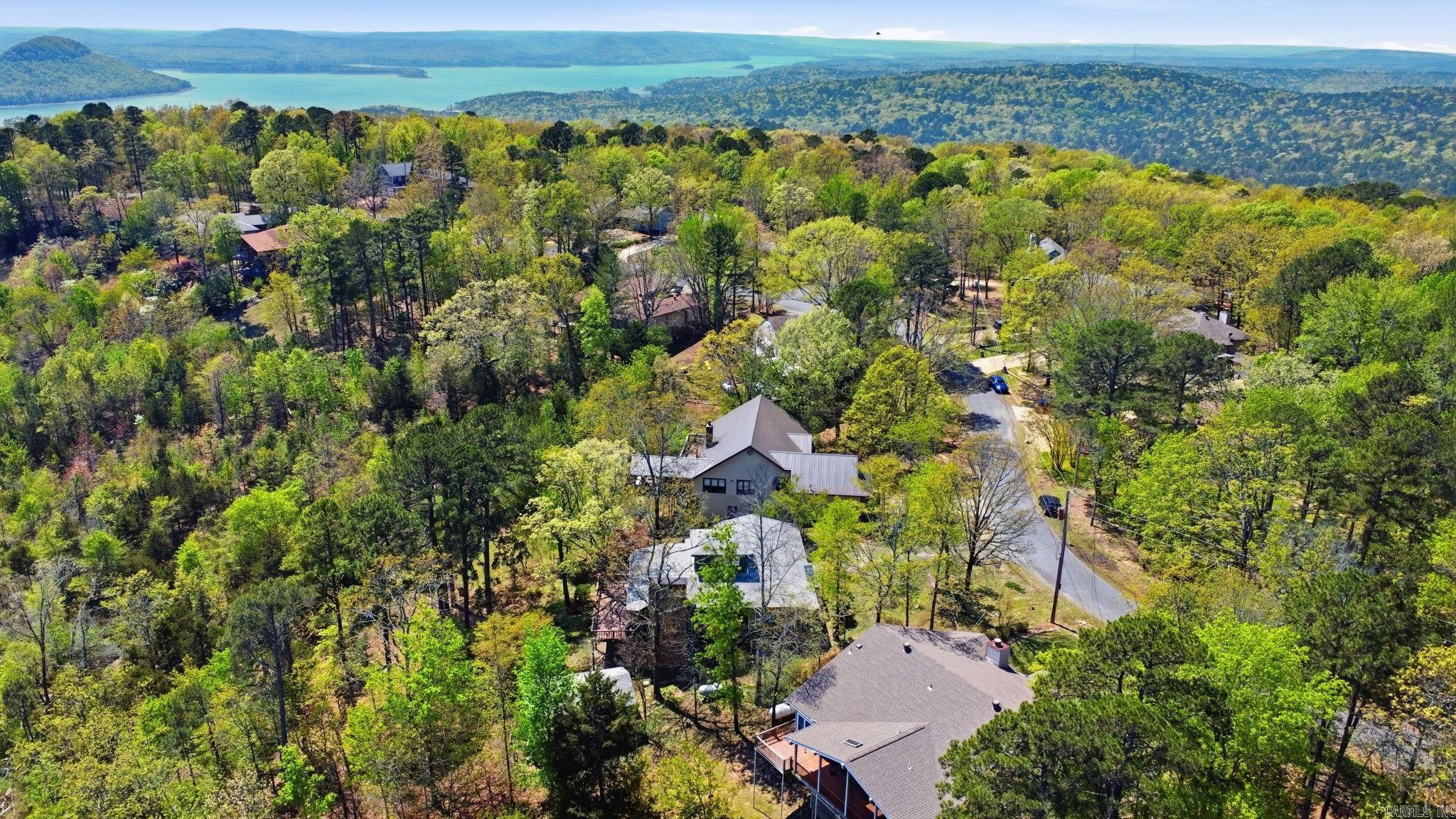 INDIAN HILLS - Residential