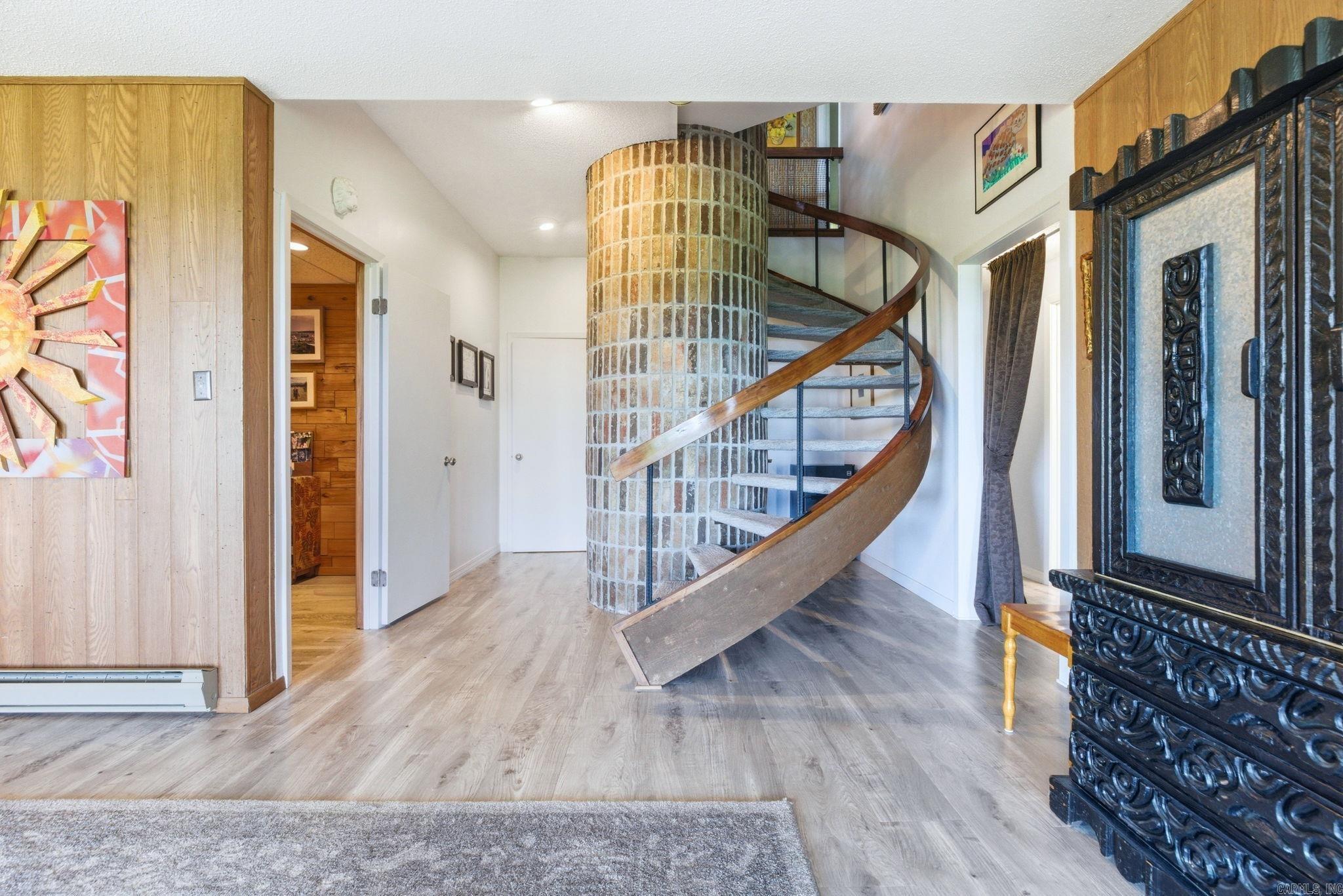 INDIAN HILLS - Residential