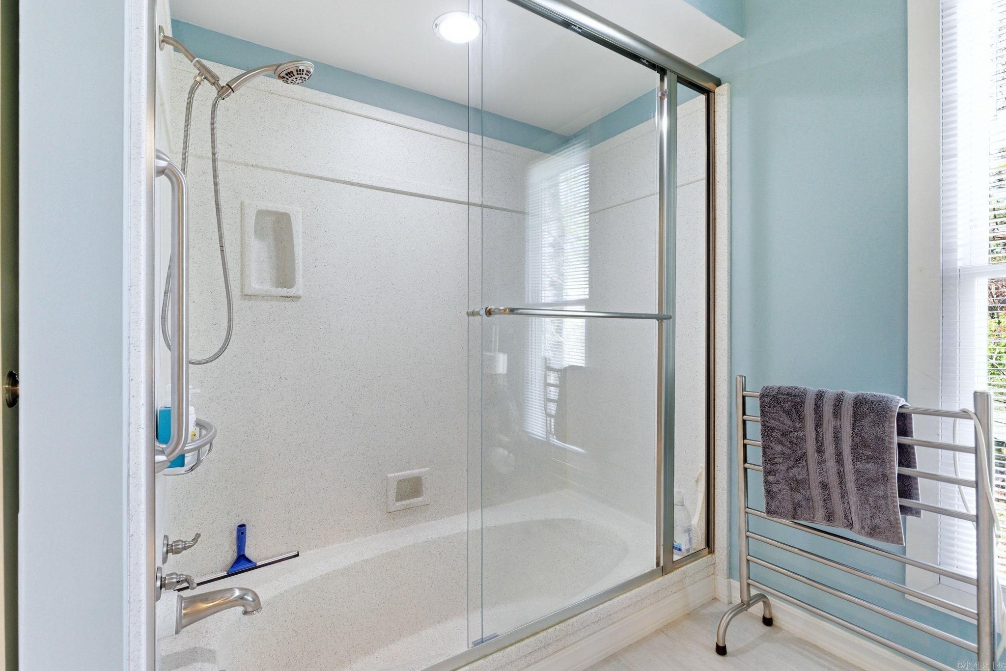 INDIAN HILLS - Residential