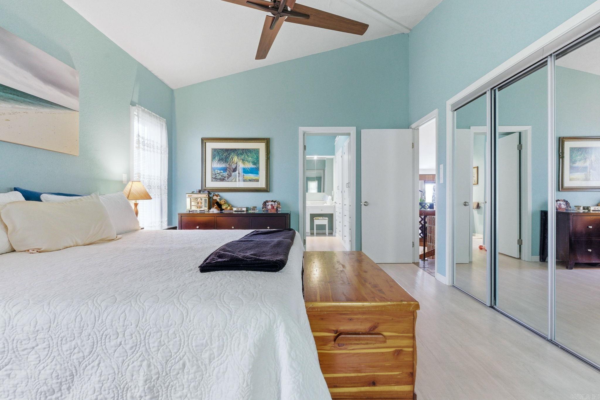 INDIAN HILLS - Residential