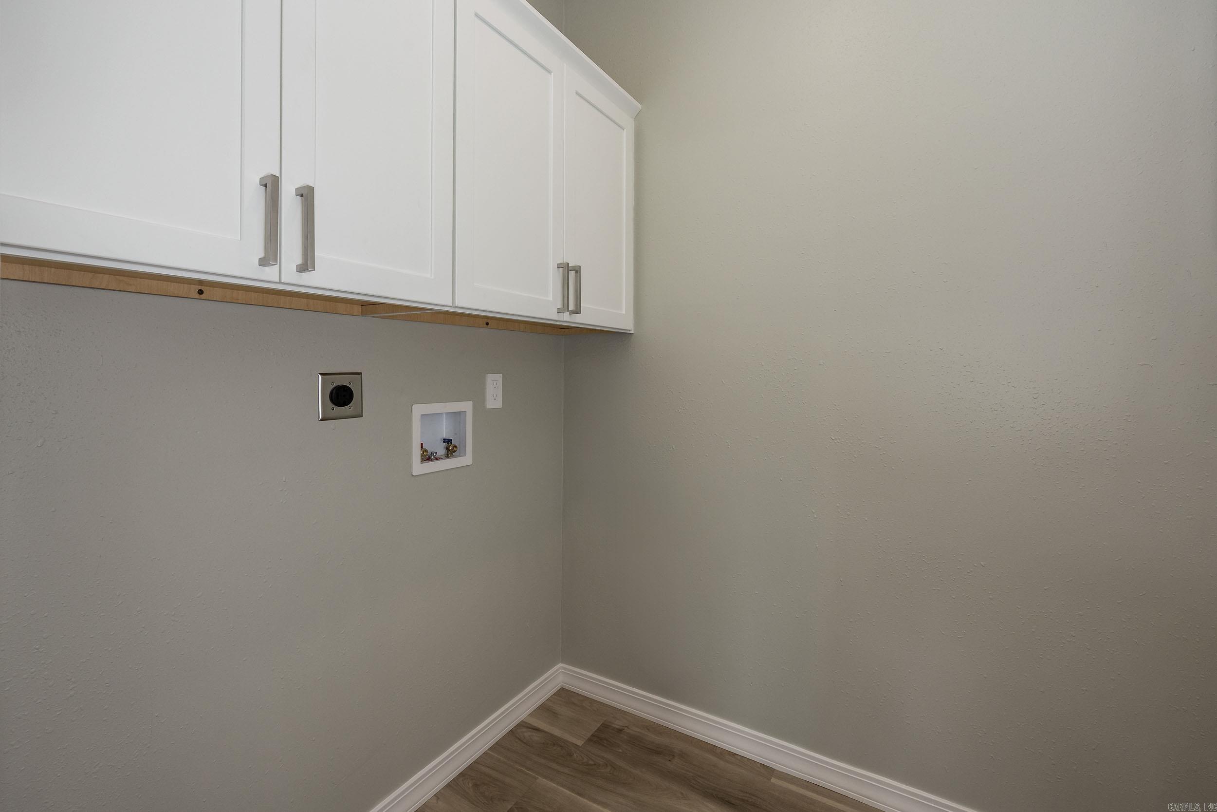 CASTLE RIDGE - Residential