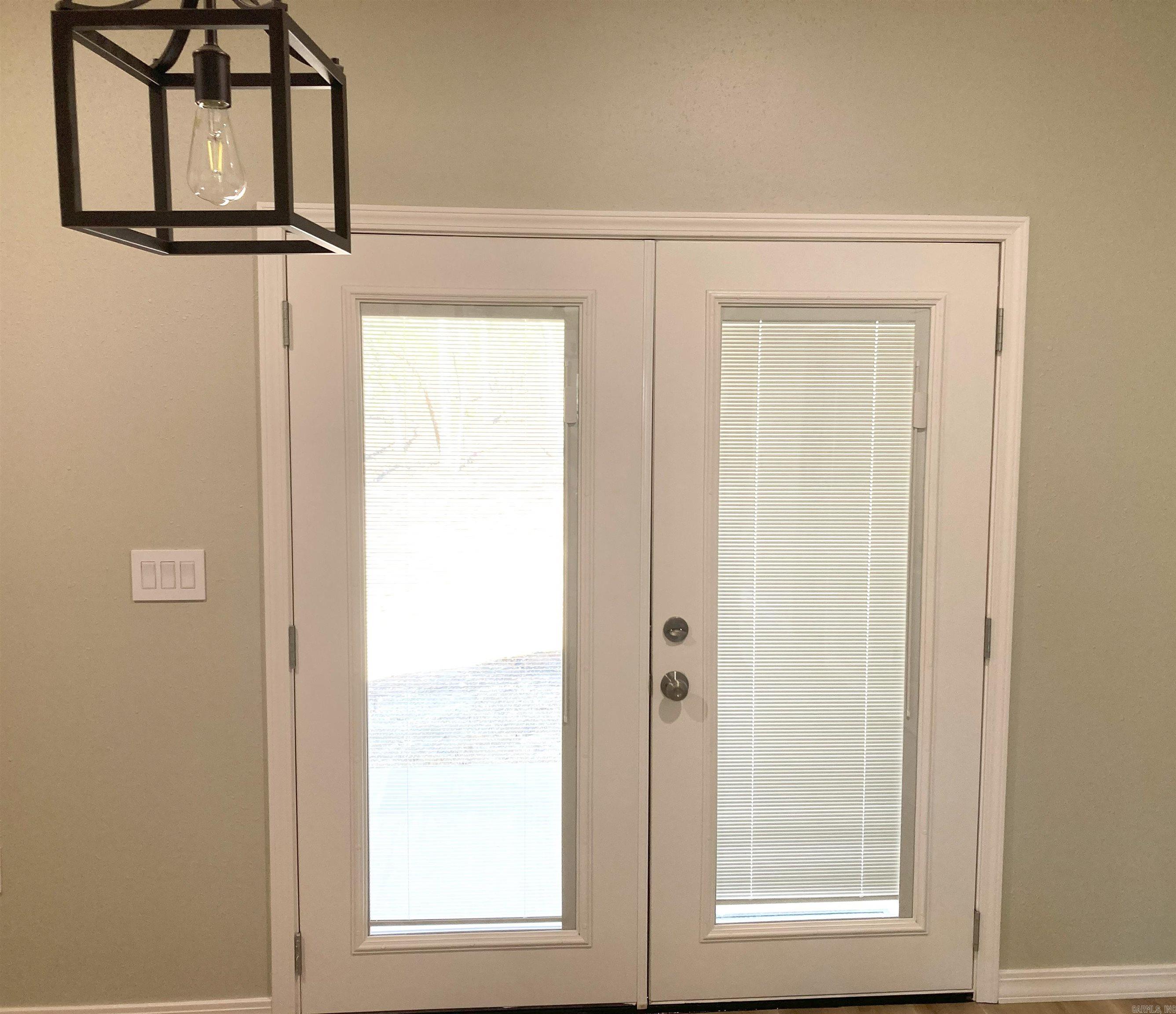 CASTLE RIDGE - Residential