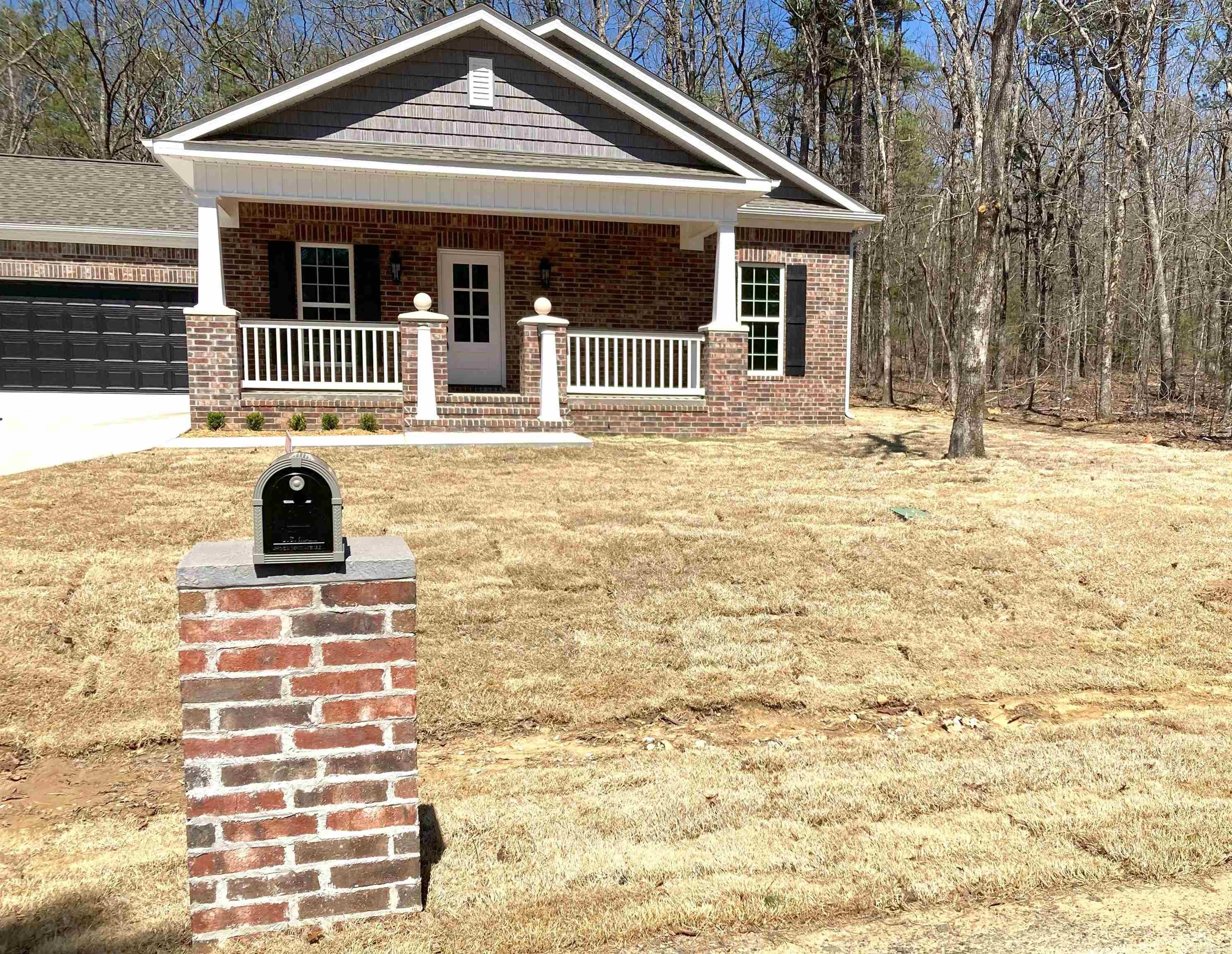 CASTLE RIDGE - Residential