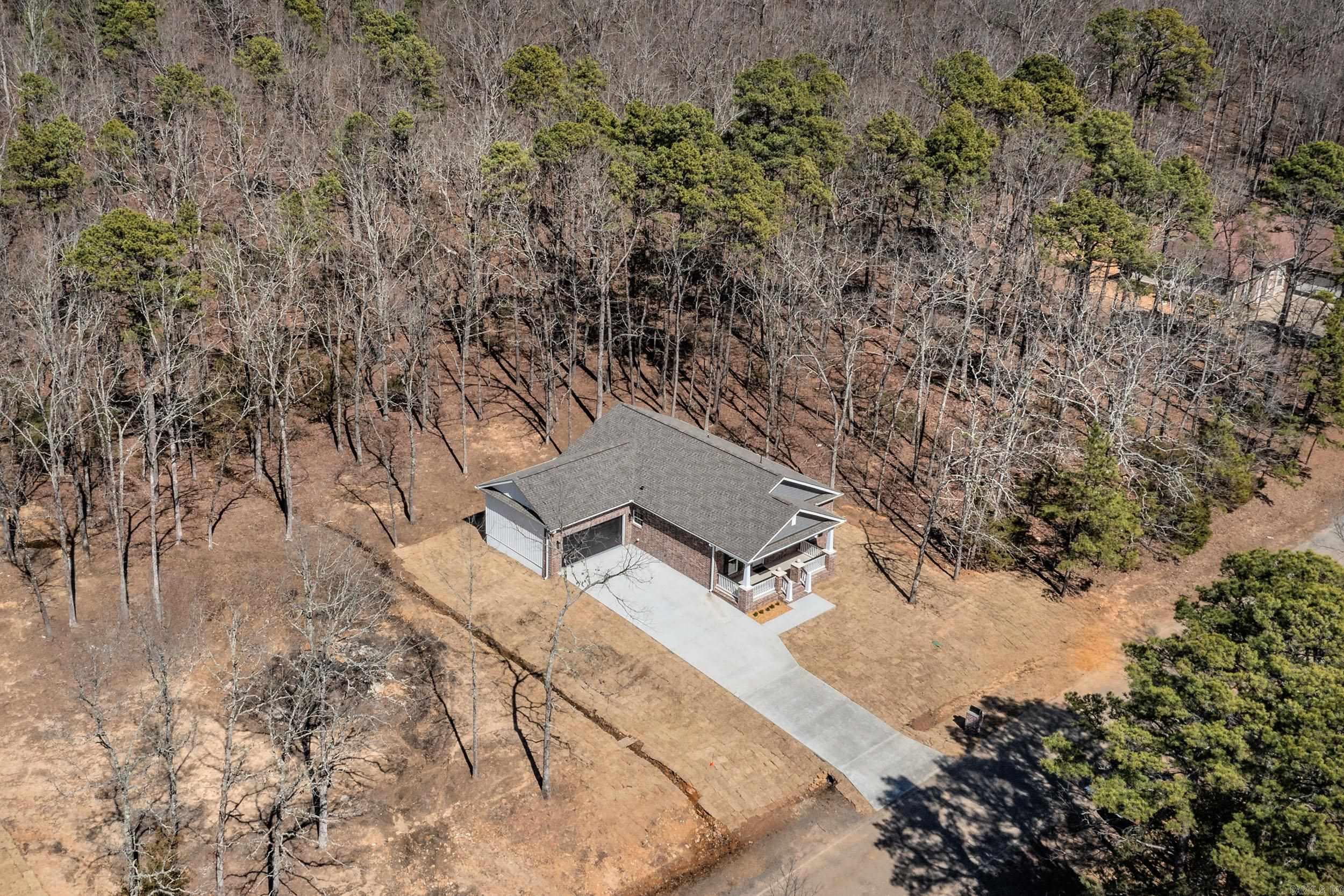 CASTLE RIDGE - Residential