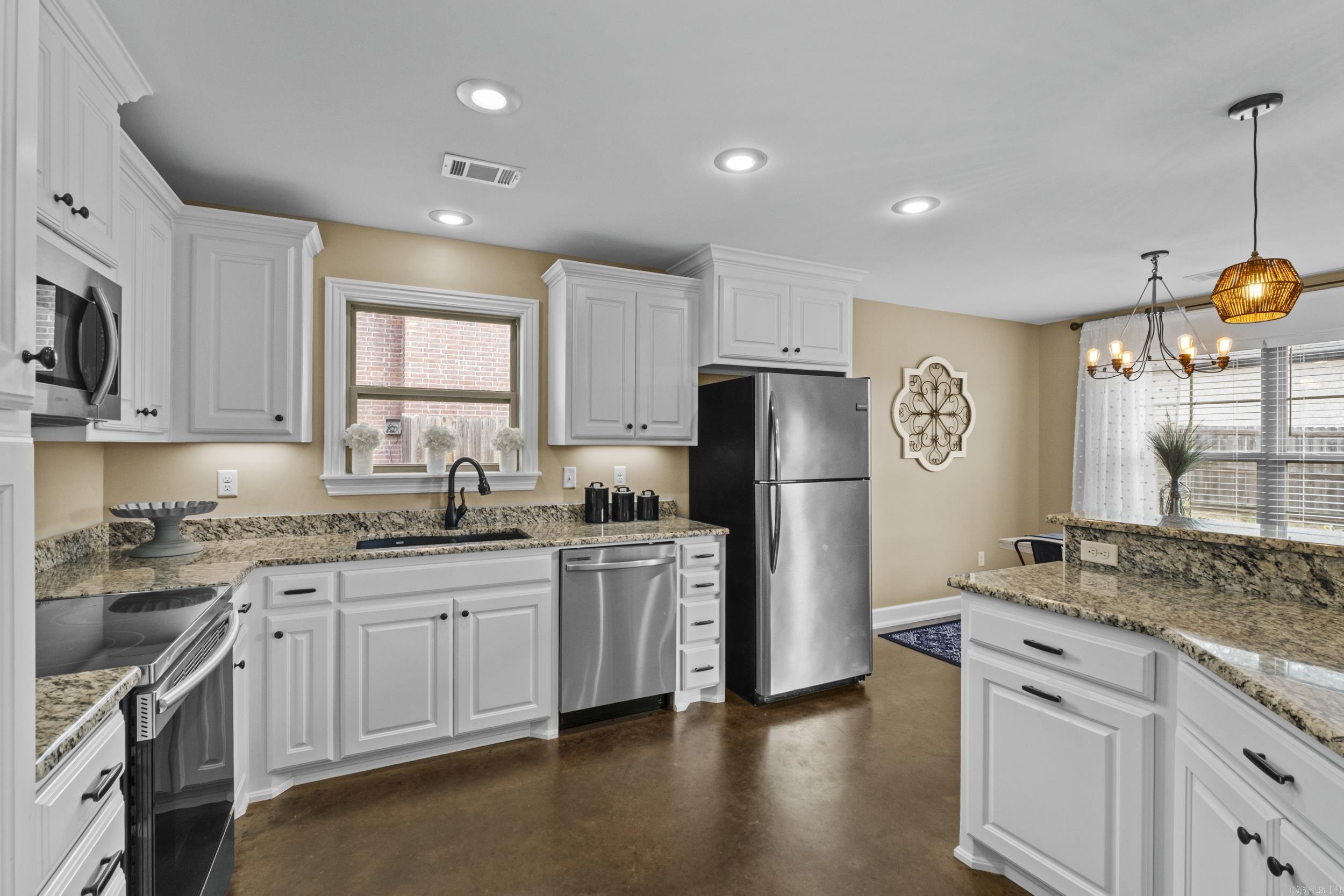 LAUREL COURT SUBDIVISION - Residential