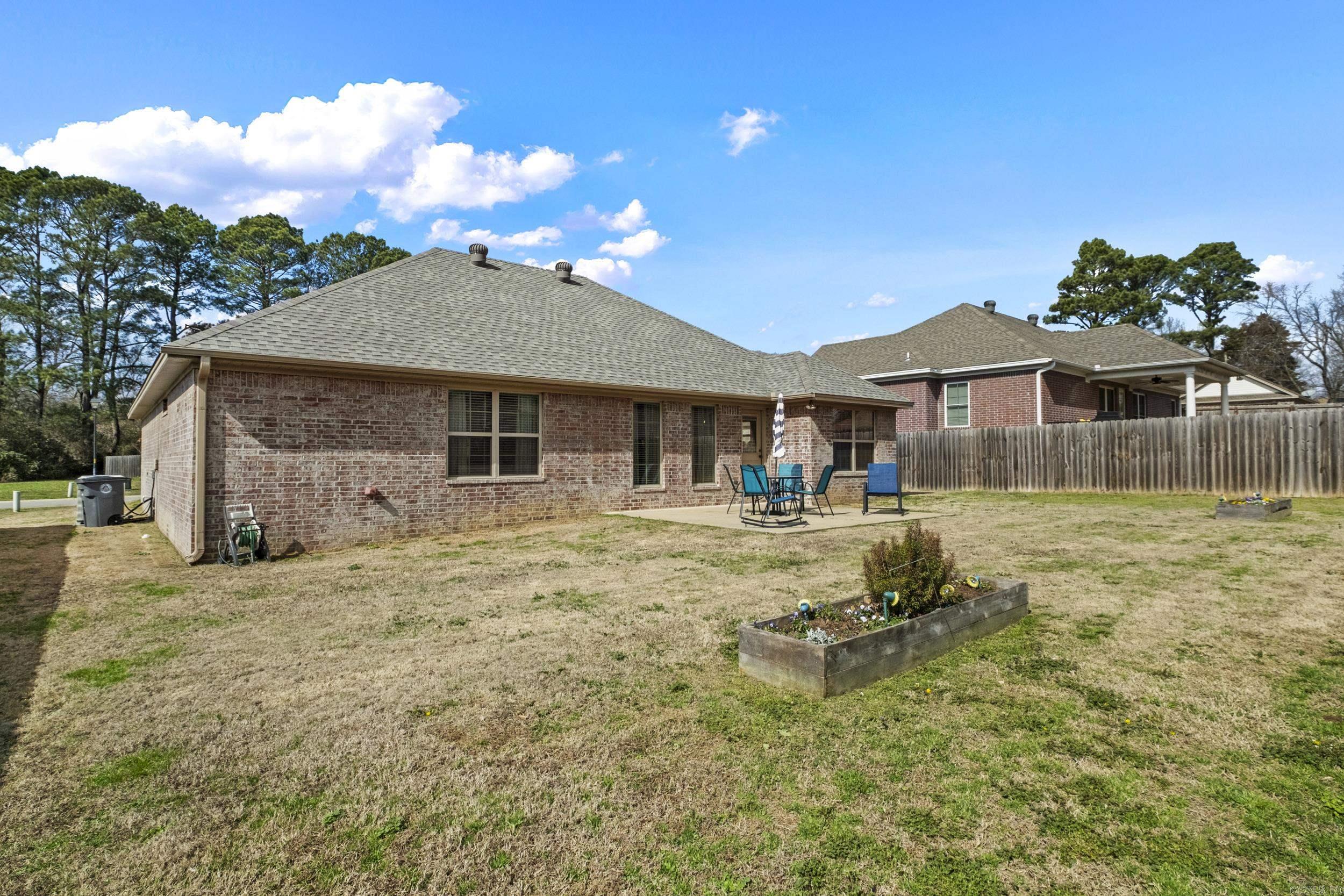 LAUREL COURT SUBDIVISION - Residential