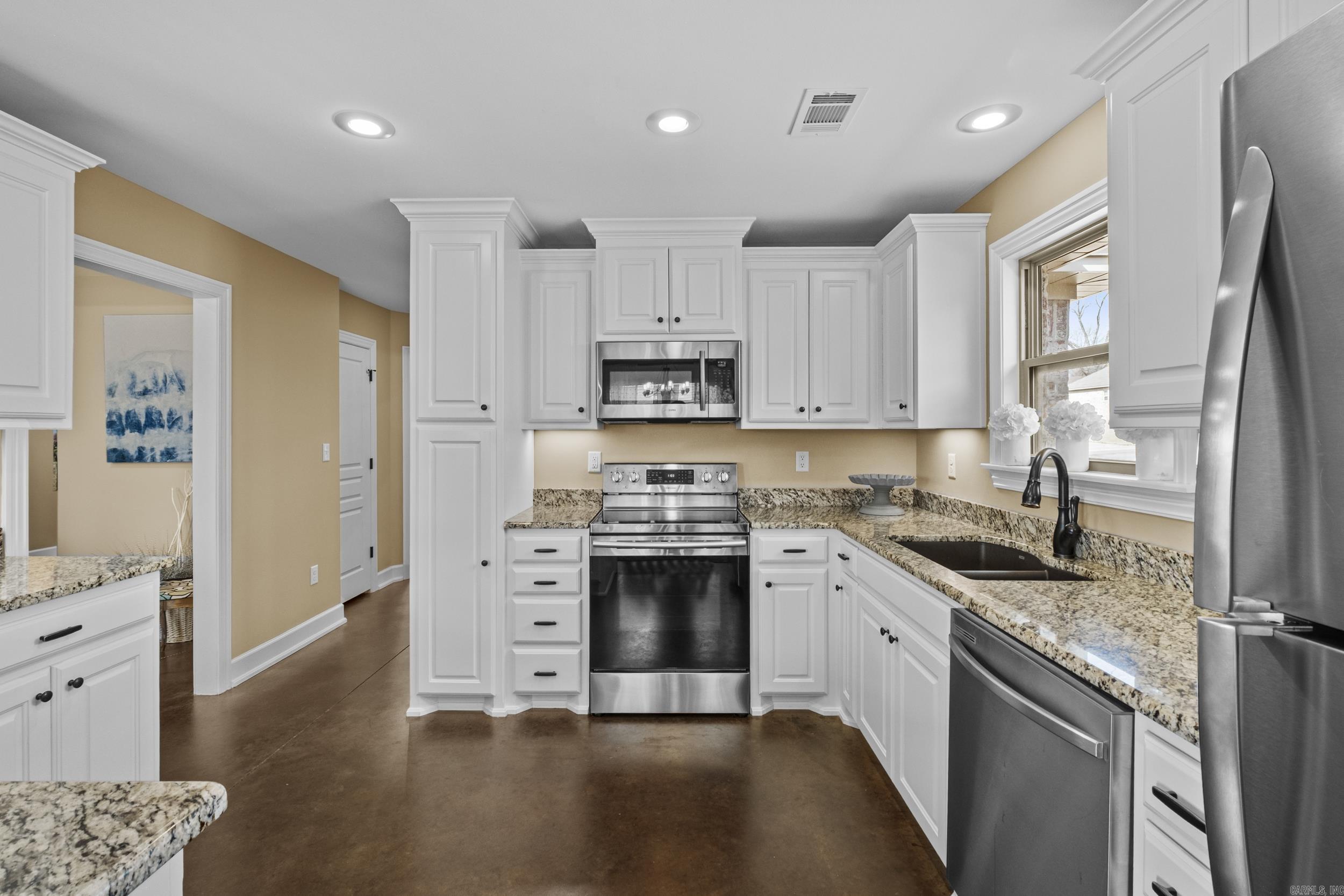 LAUREL COURT SUBDIVISION - Residential