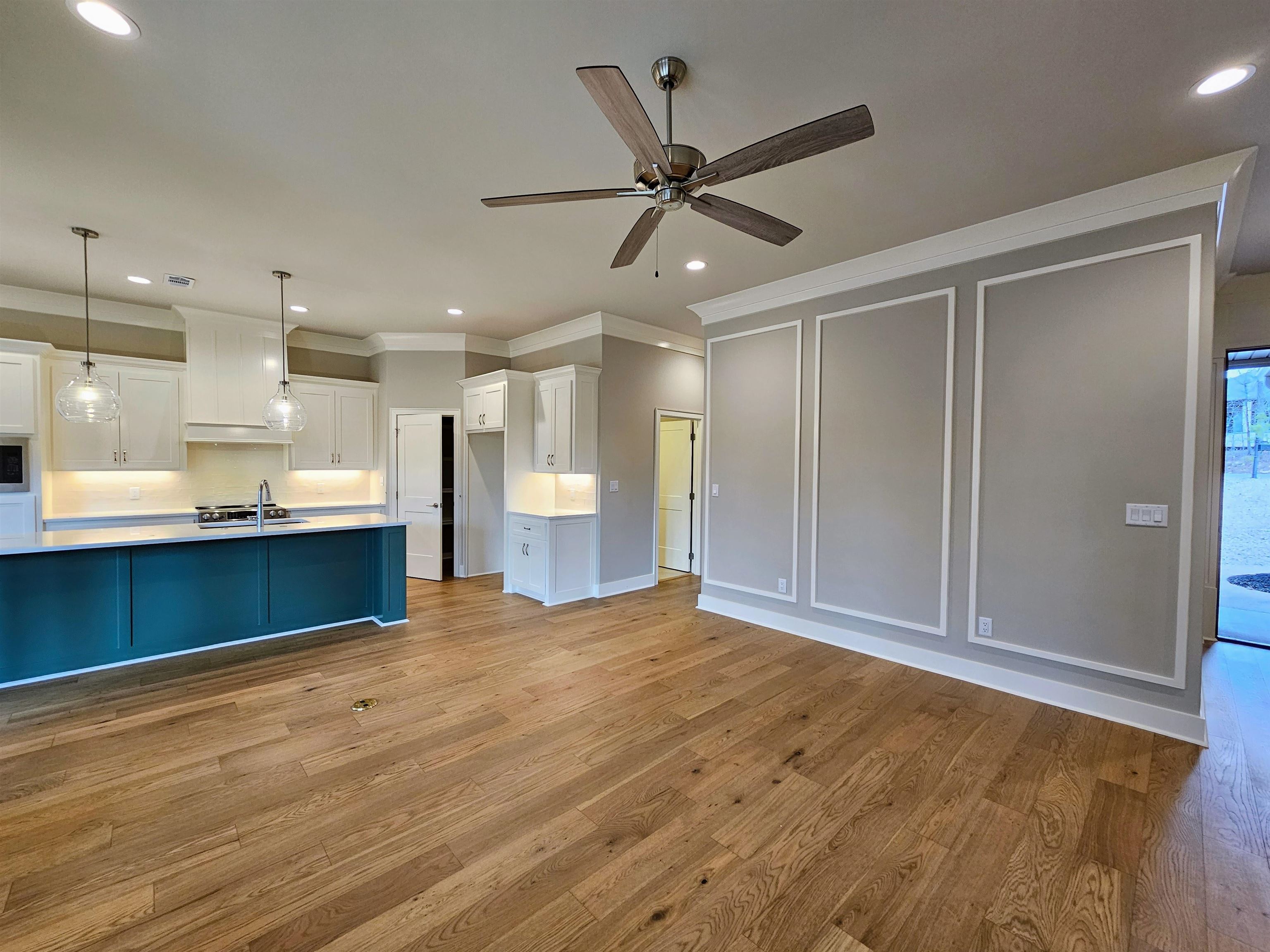 PACIFICA VILLAS - Residential