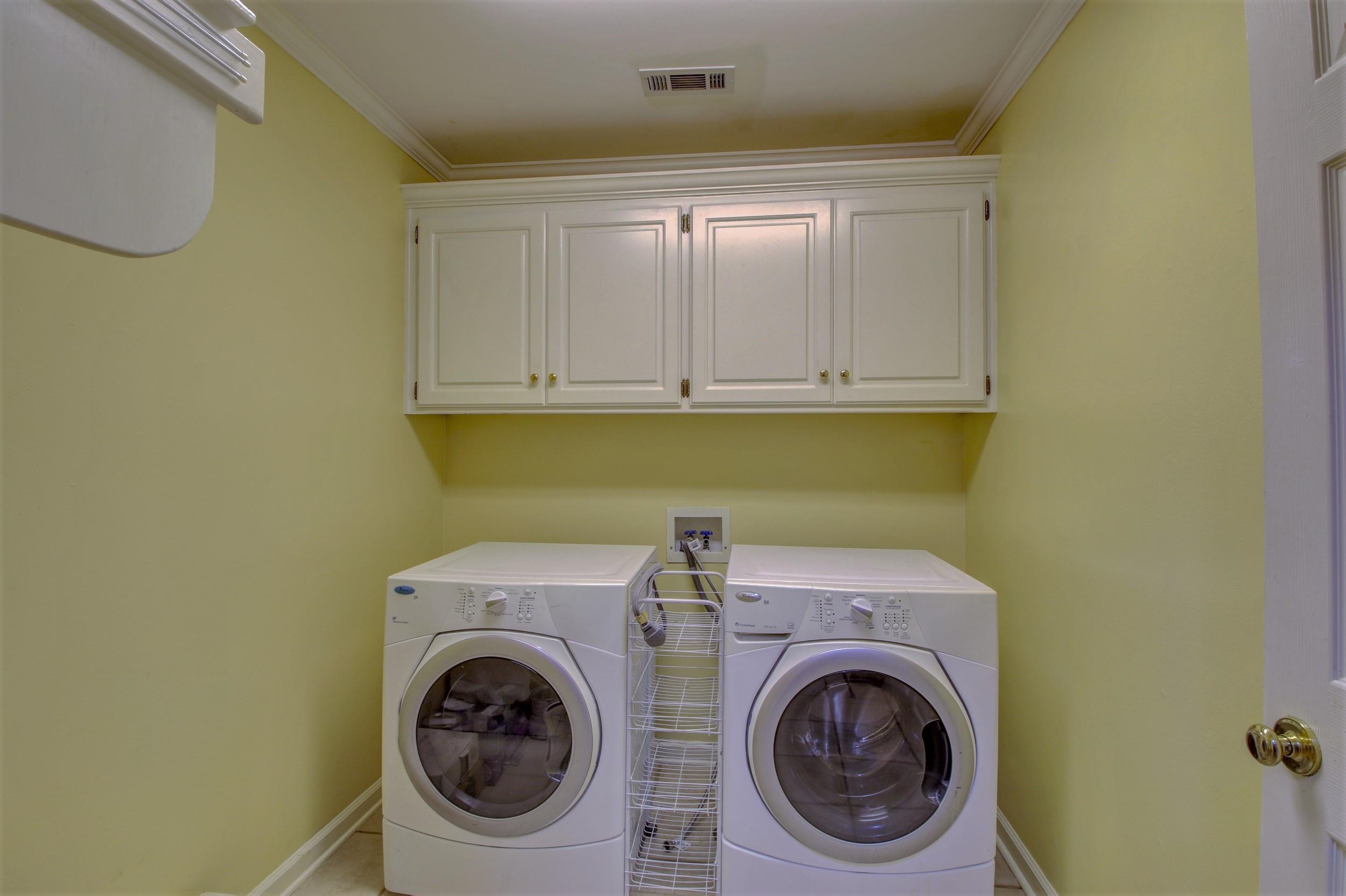 COUNTRY CLUB OF ARK THE - Residential