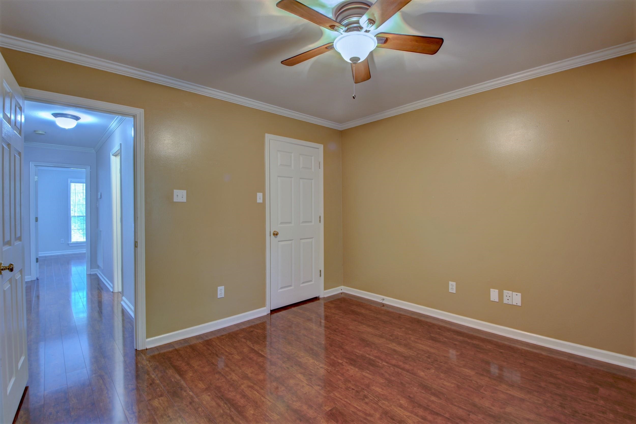 COUNTRY CLUB OF ARK THE - Residential